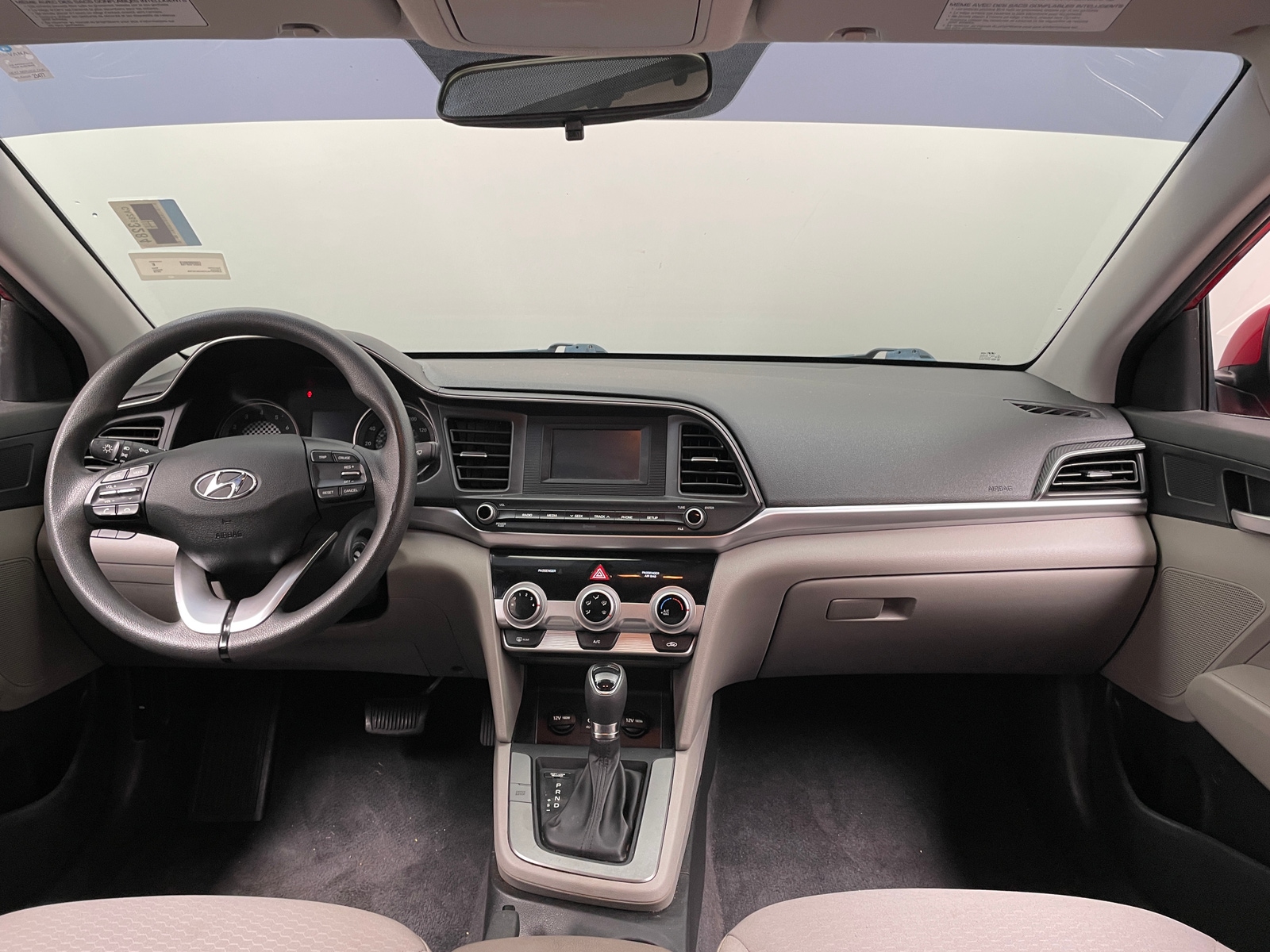 Thumbnail: 2019 Hyundai Elantra - 3