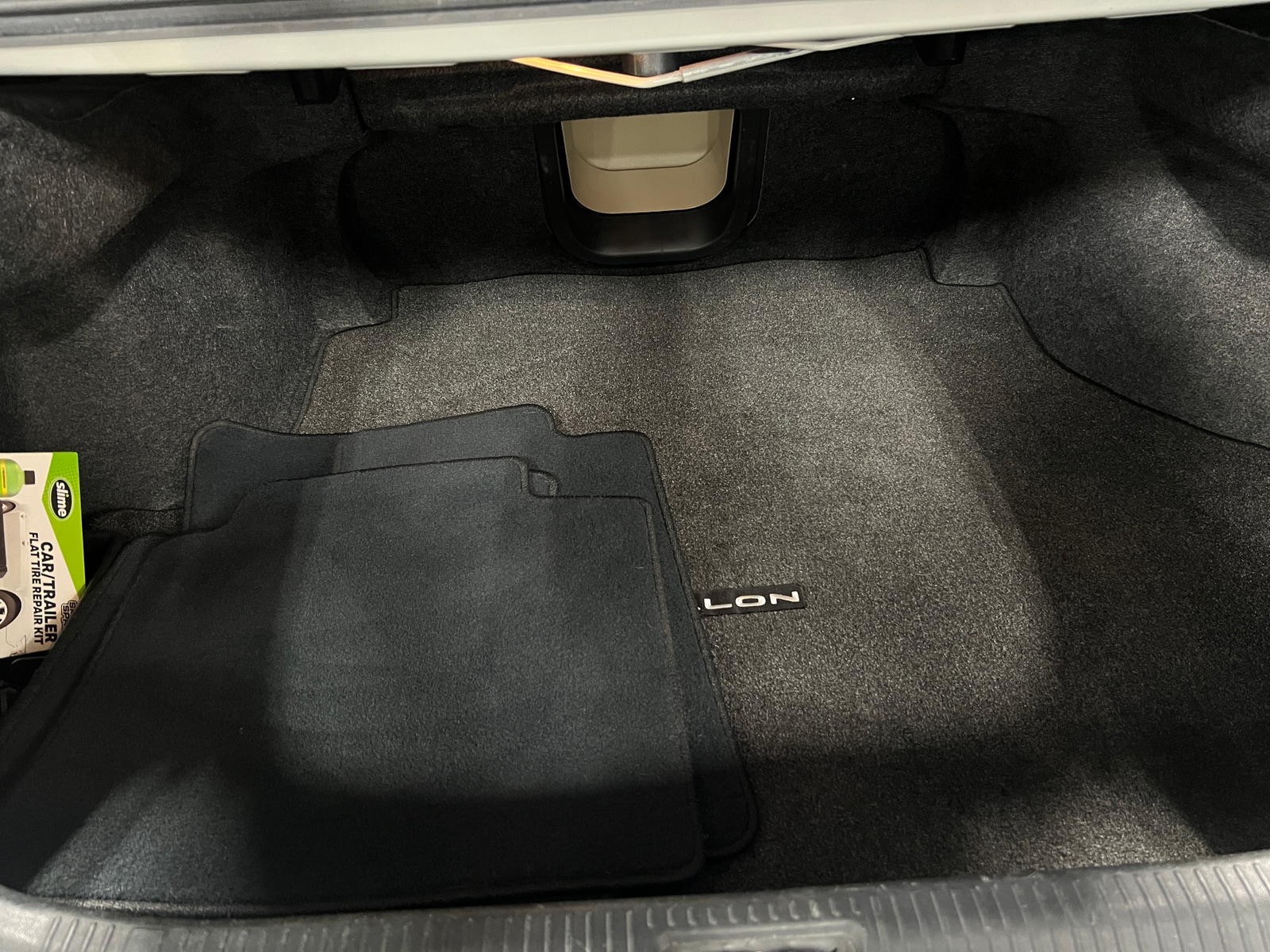 Thumbnail: 2011 Toyota Avalon - 6