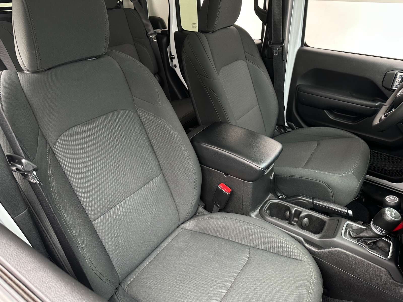 Thumbnail: 2023 Jeep Gladiator - 2