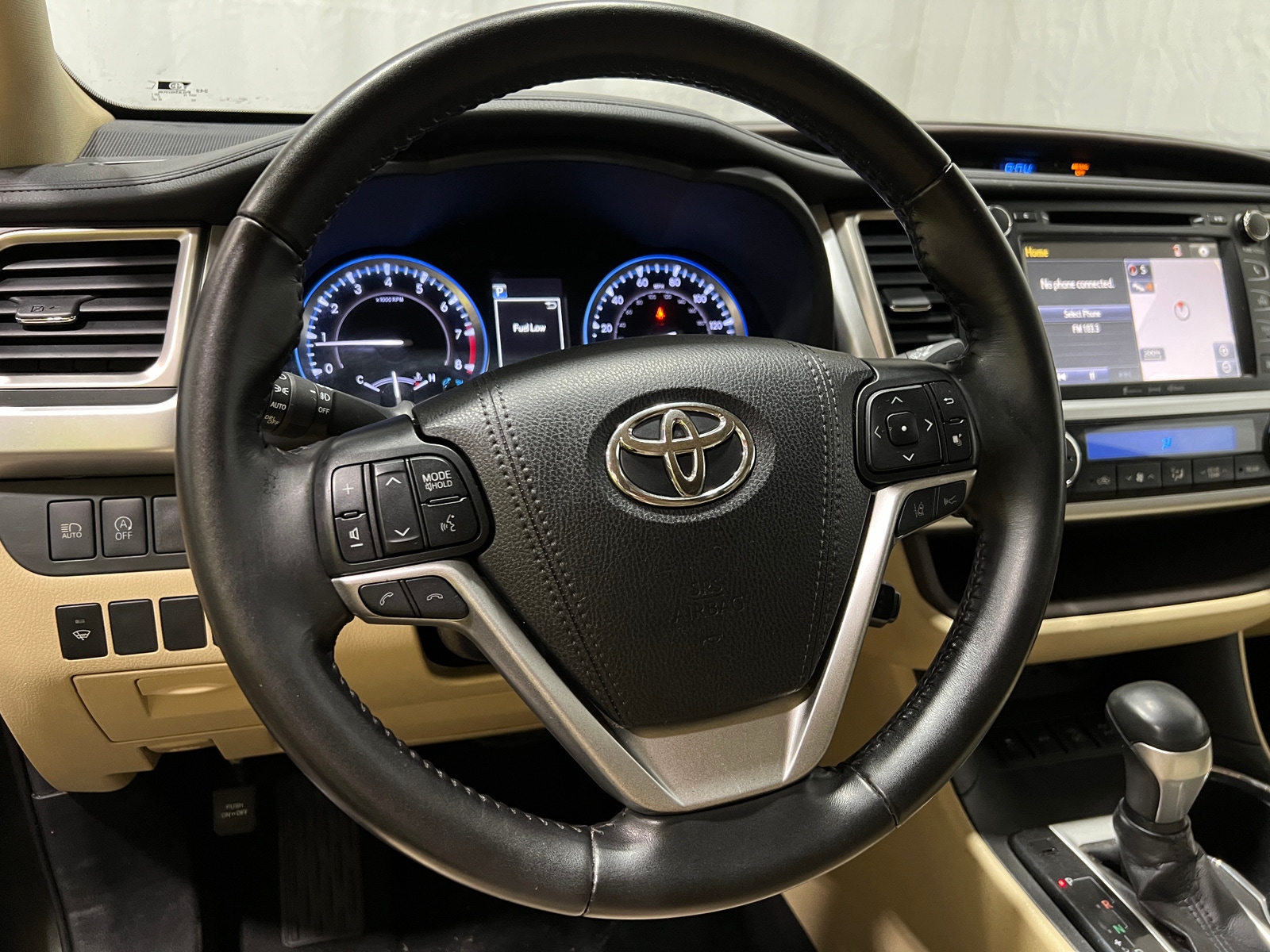 Thumbnail: 2019 Toyota Highlander - 4