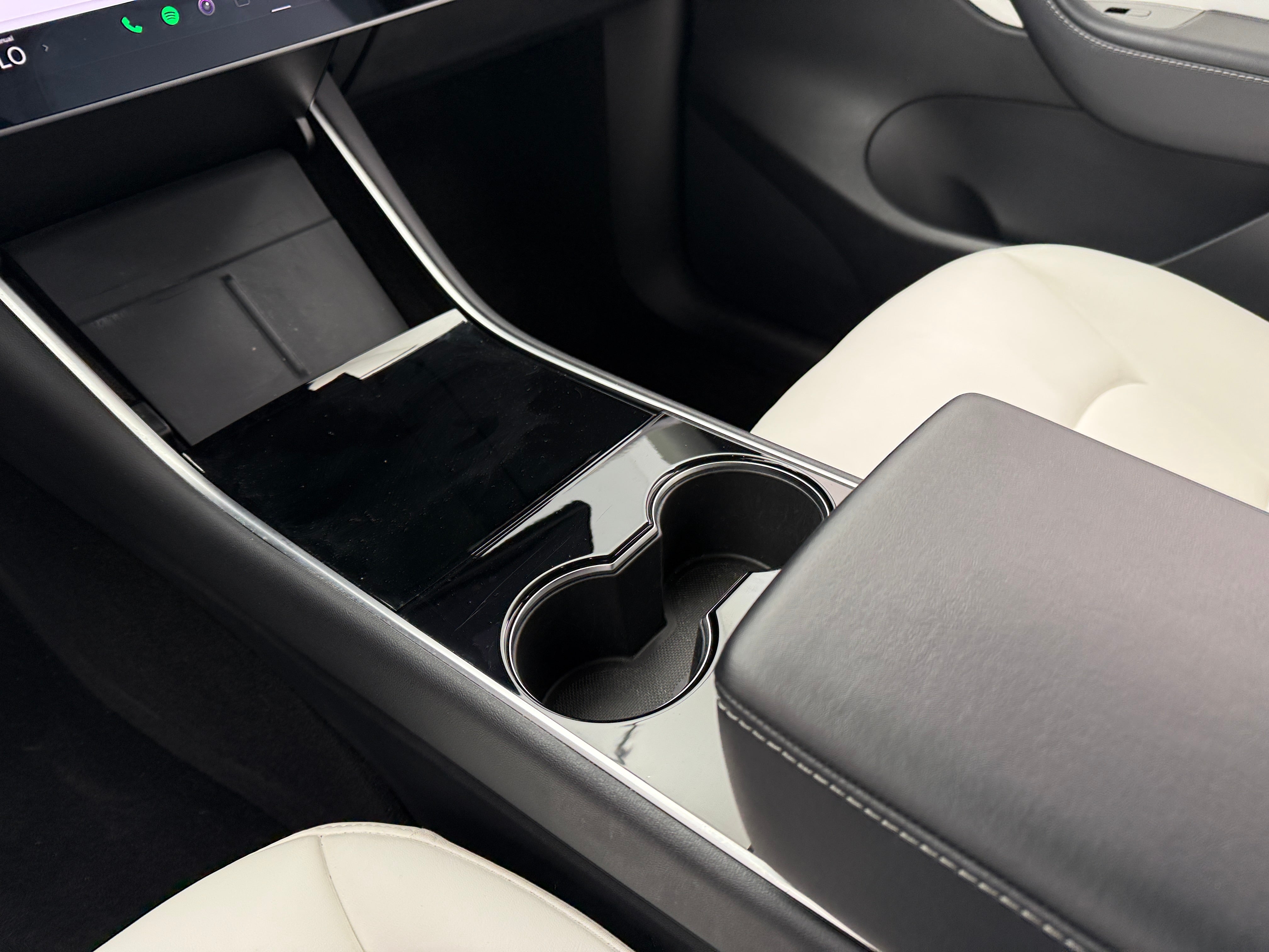 Used 2021 Tesla Model Y Standard Range with VIN 5YJYGDED3MF107276 for sale in Oak Creek, WI