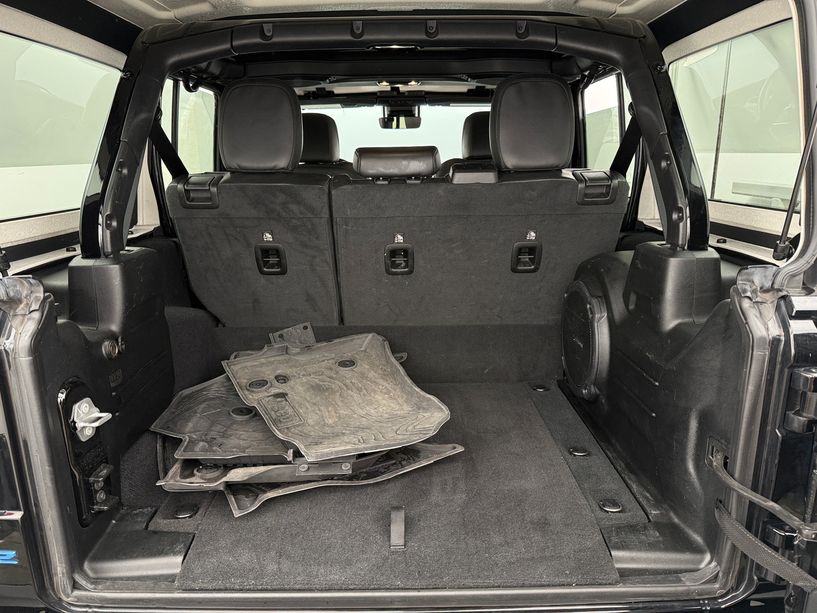 Thumbnail: 2023 Jeep Wrangler - 6