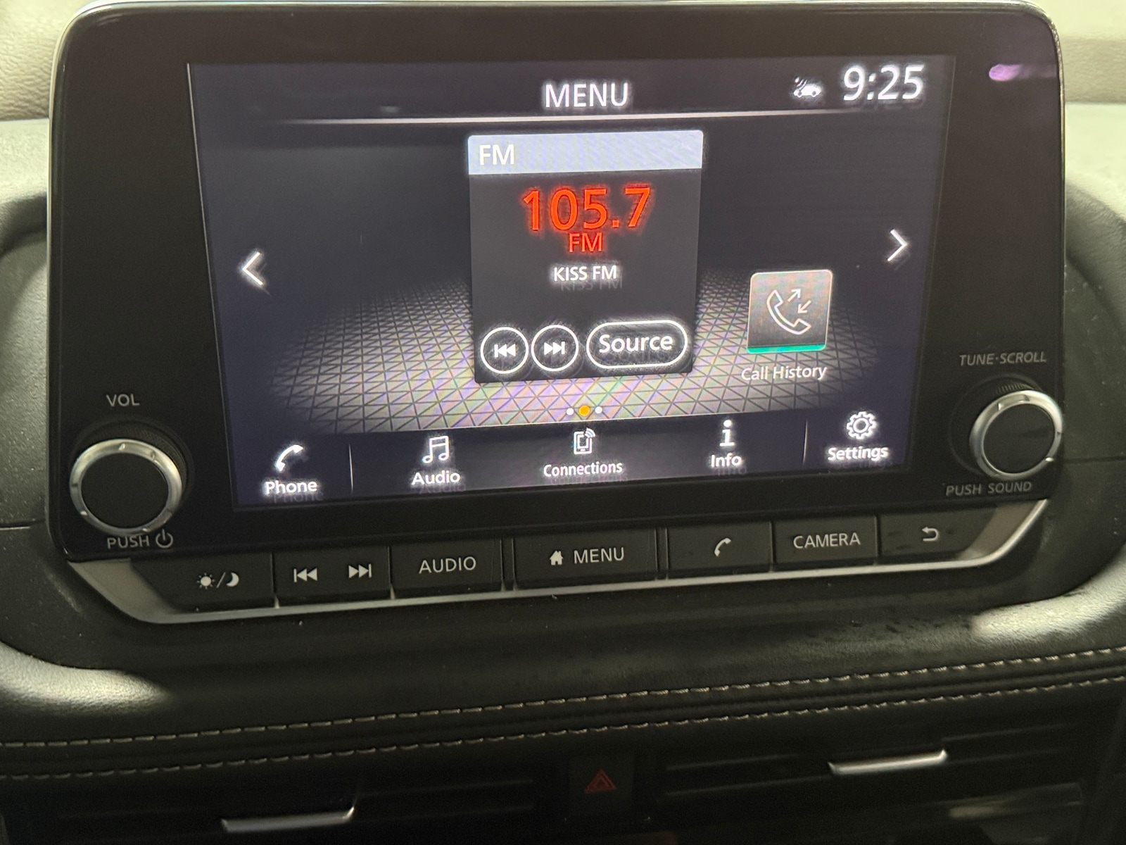 Thumbnail: 2022 Nissan Rogue - 4