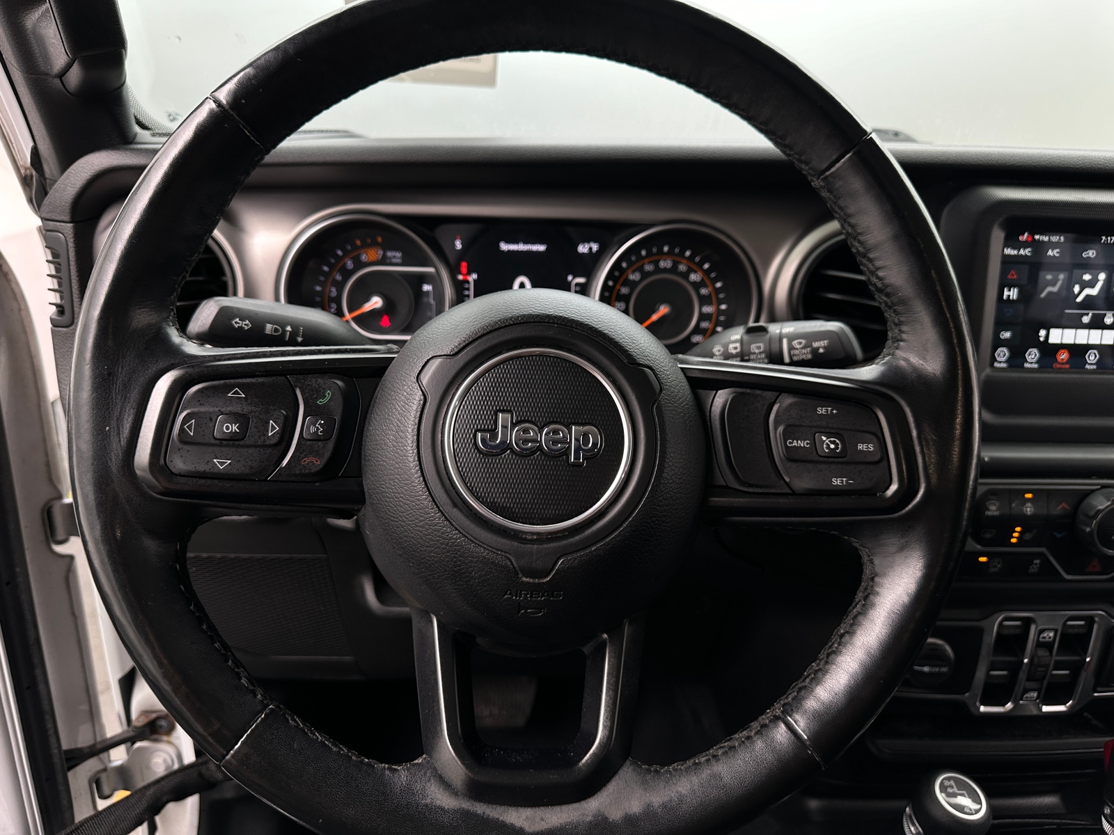 Thumbnail: 2020 Jeep Wrangler - 5