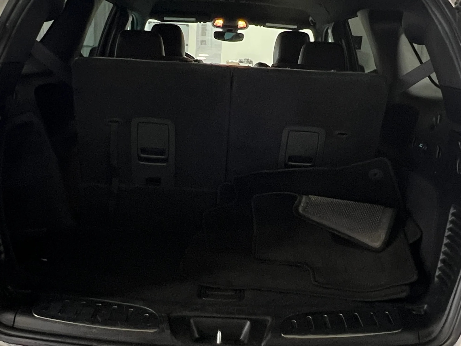 Thumbnail: 2022 Dodge Durango - 6