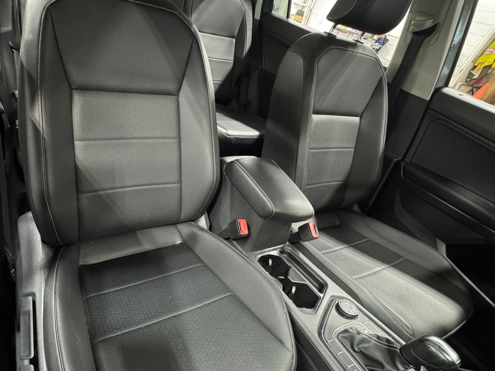 Thumbnail: 2021 Volkswagen Tiguan - 2