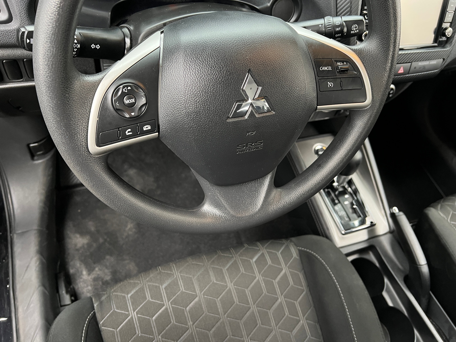 Thumbnail: 2024 Mitsubishi Outlander Sport - 5