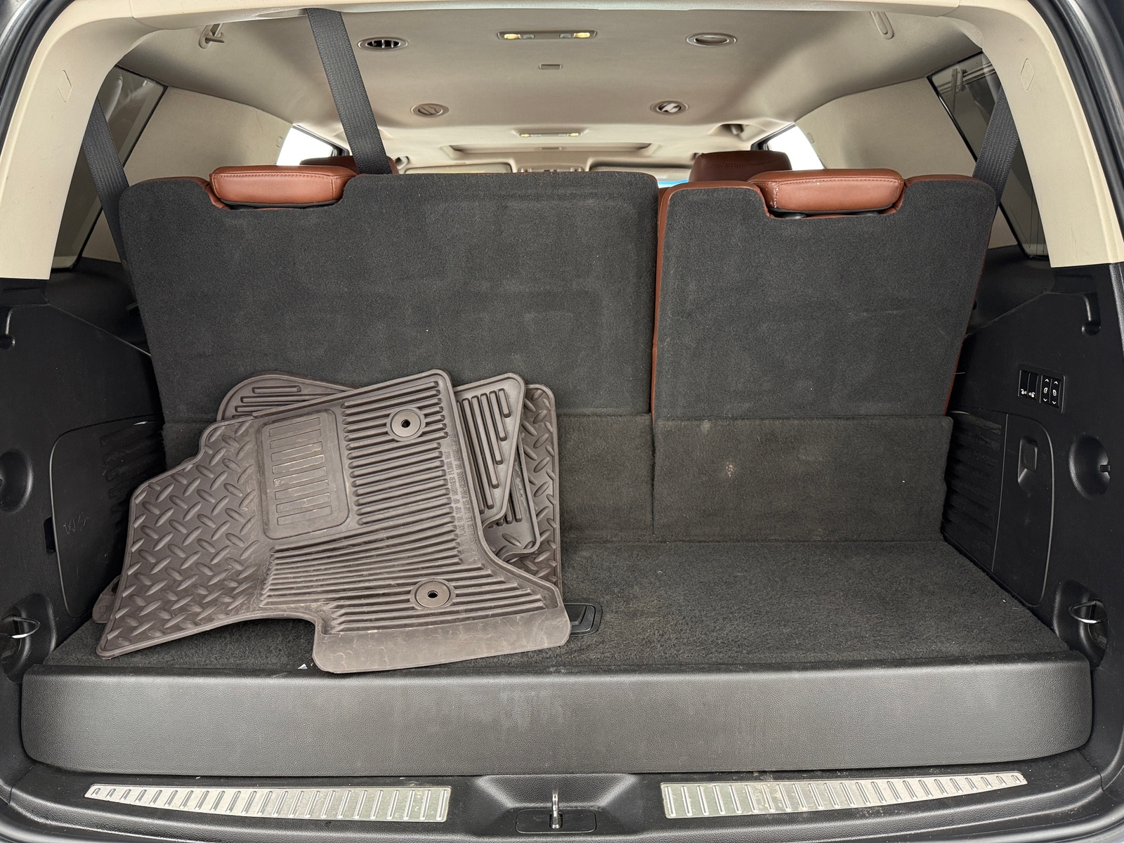 Thumbnail: 2019 Cadillac Escalade - 6