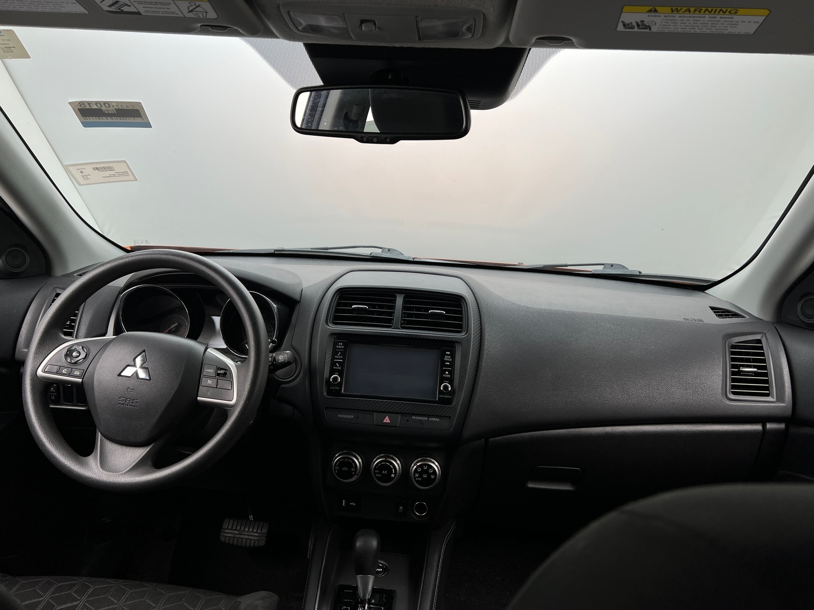 Thumbnail: 2023 Mitsubishi Outlander Sport - 3