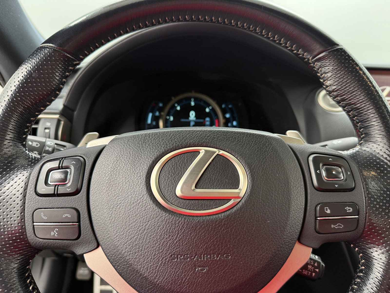 Thumbnail: 2016 Lexus RC - 3