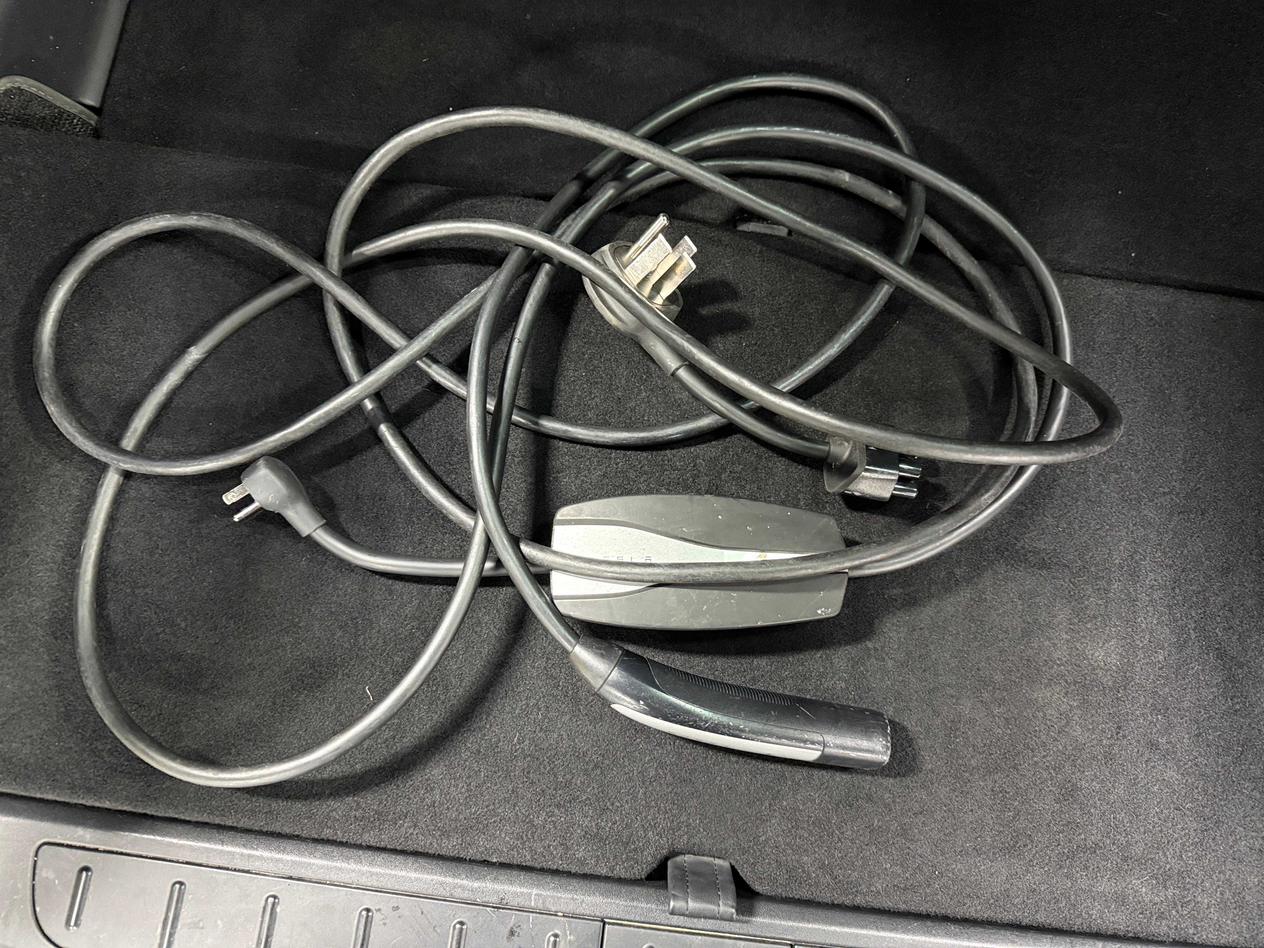 Used 2020 Tesla Model X Long Range Plus with VIN 5YJXCDE27LF300423 for sale in Auburn, WA