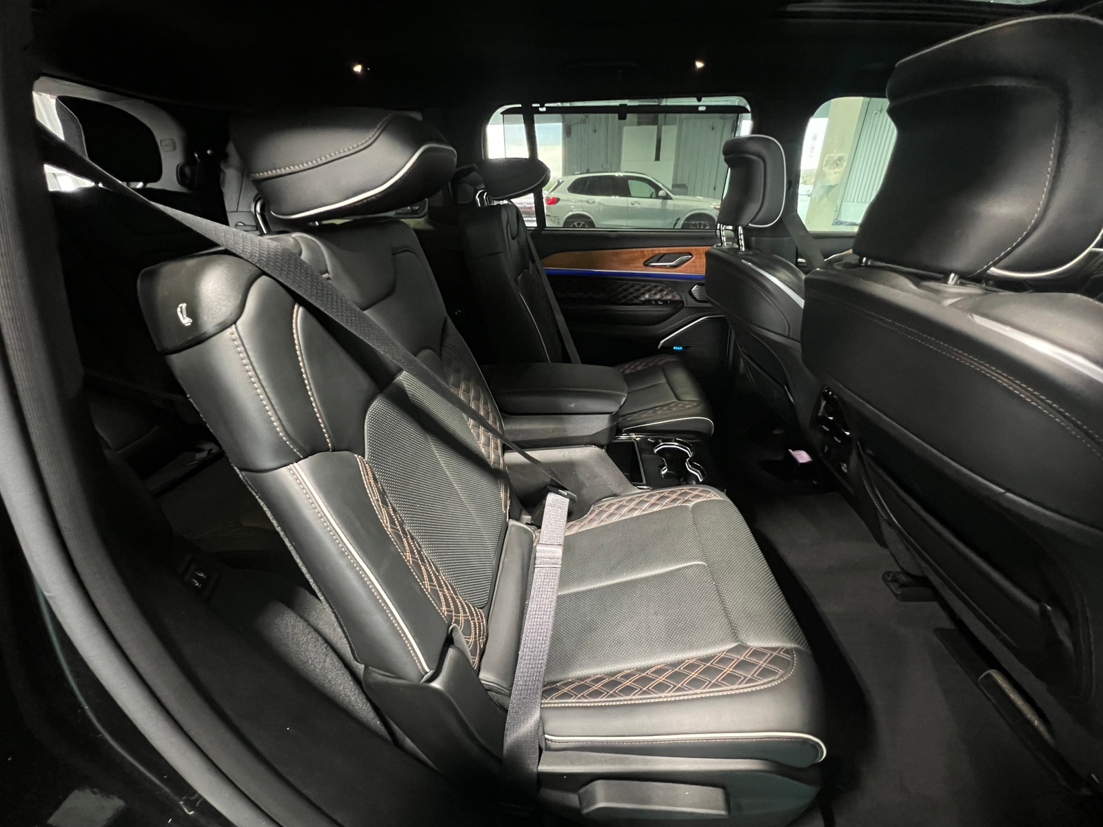 Thumbnail: 2023 Jeep Grand Cherokee L - 6