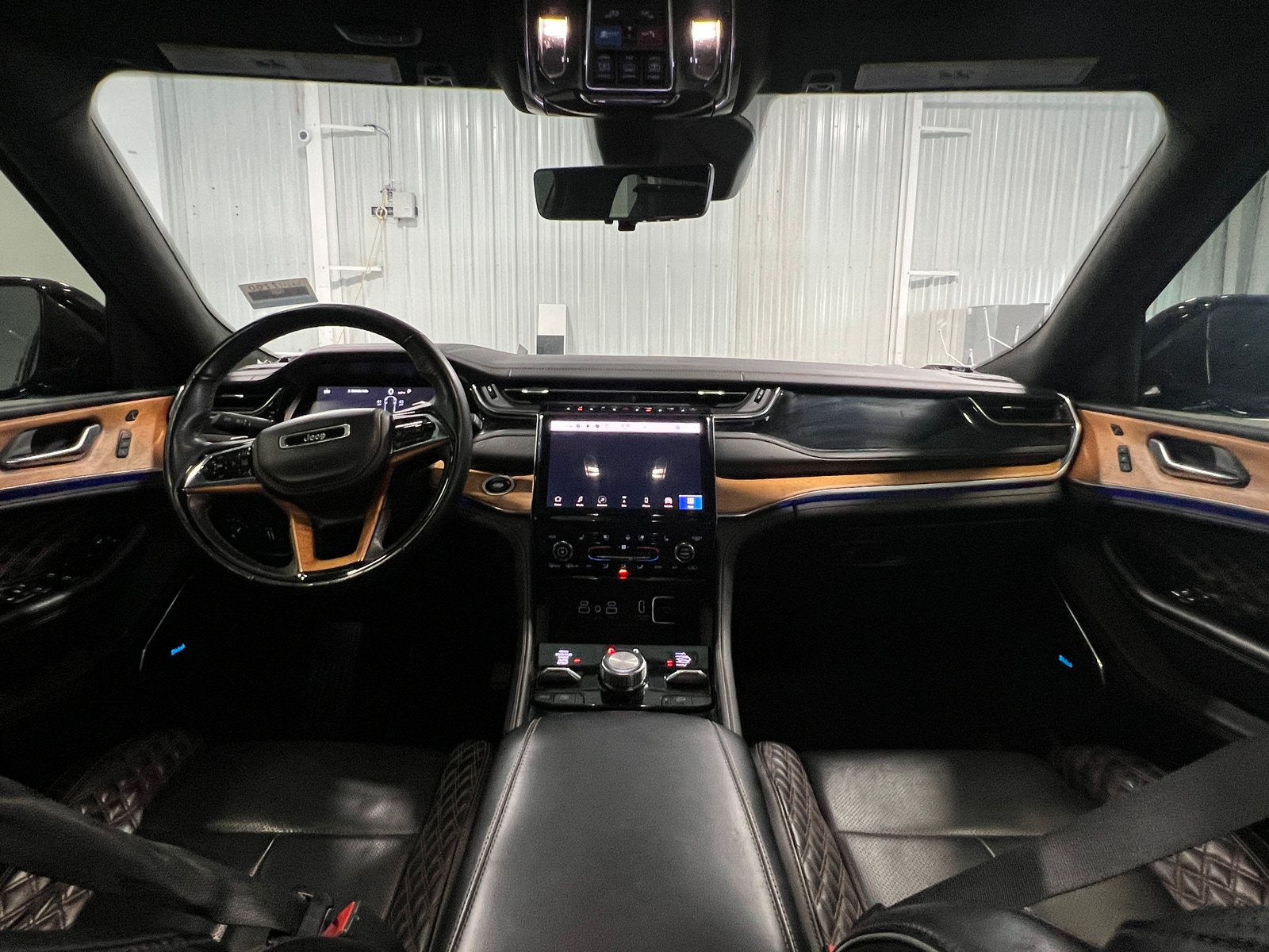 Thumbnail: 2023 Jeep Grand Cherokee L - 3