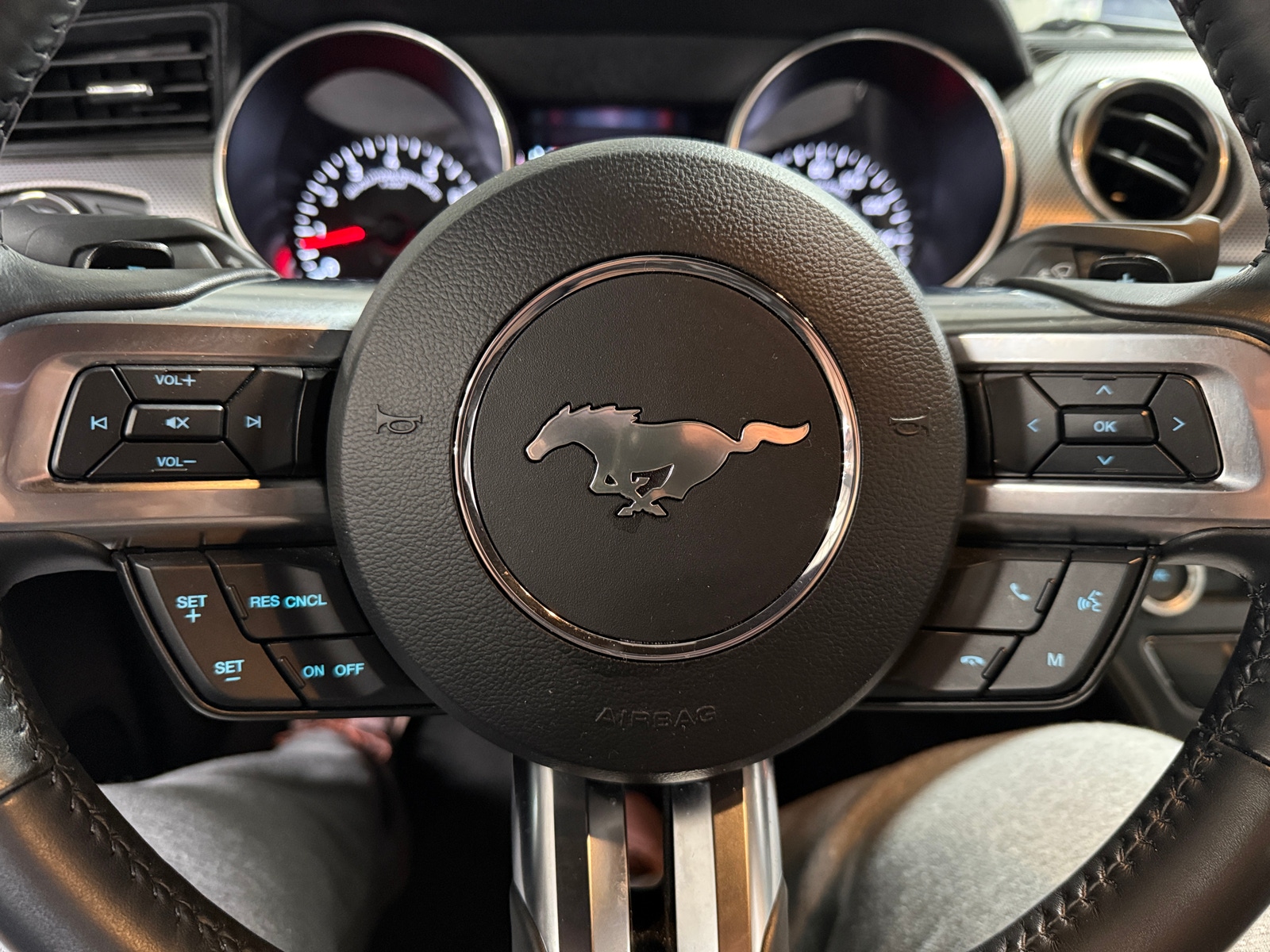 Thumbnail: 2020 Ford Mustang - 4