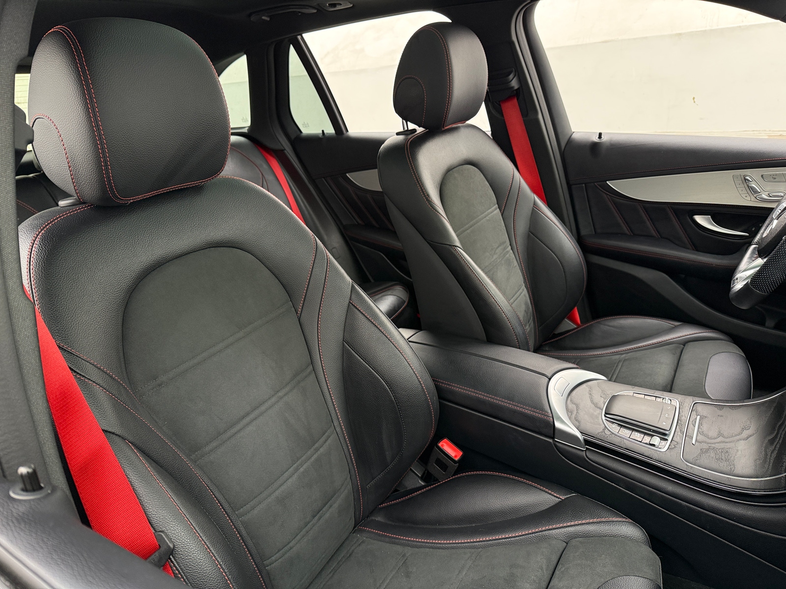 Thumbnail: 2021 Mercedes-Benz GLC - 2