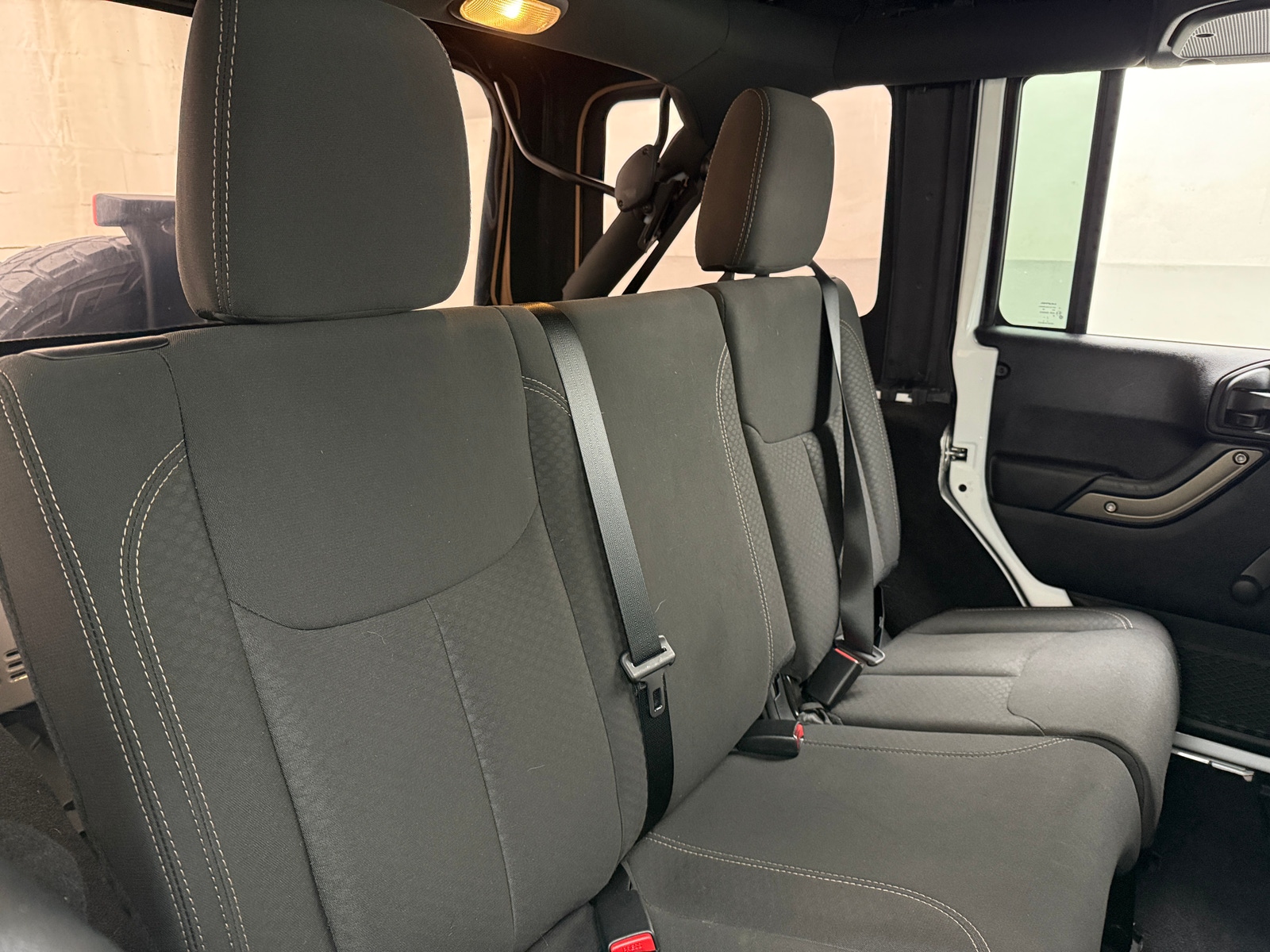 Thumbnail: 2018 Jeep Wrangler - 6