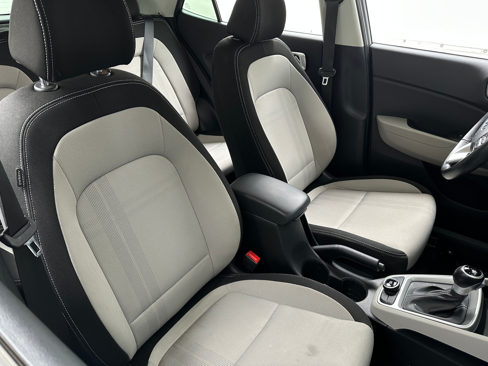 Thumbnail: 2021 Hyundai Venue - 2