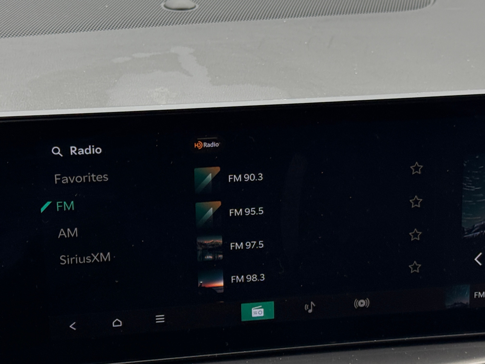 Thumbnail: 2024 Kia Sorento - 3