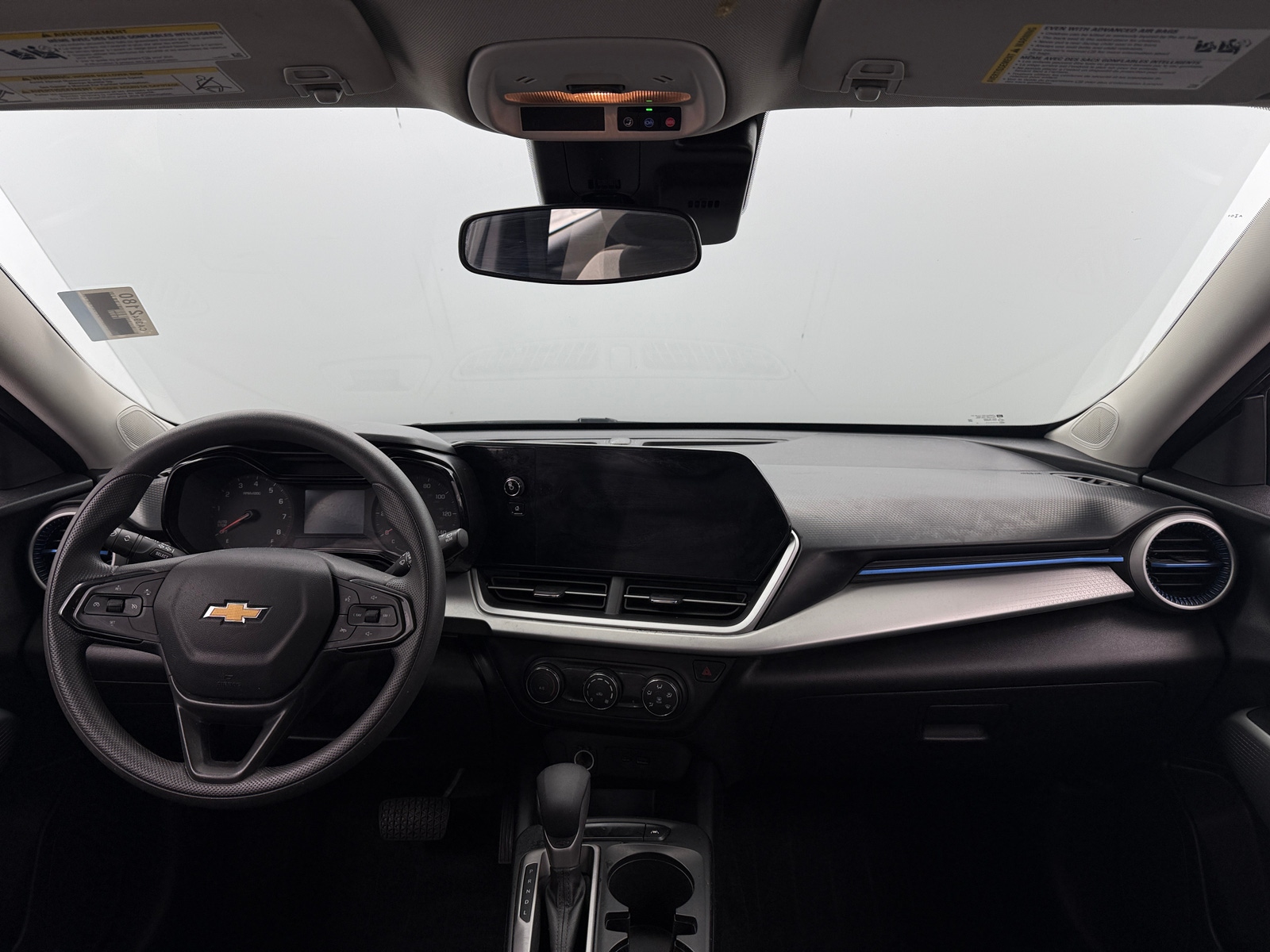 Thumbnail: 2025 Chevrolet Trax - 3