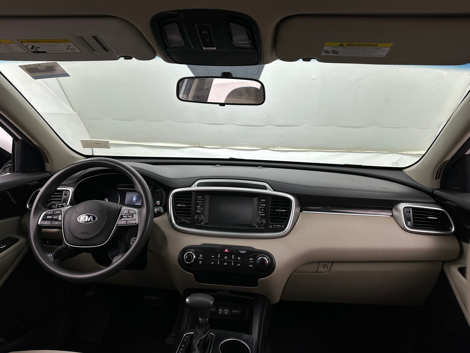 Thumbnail: 2019 Kia Sorento - 3