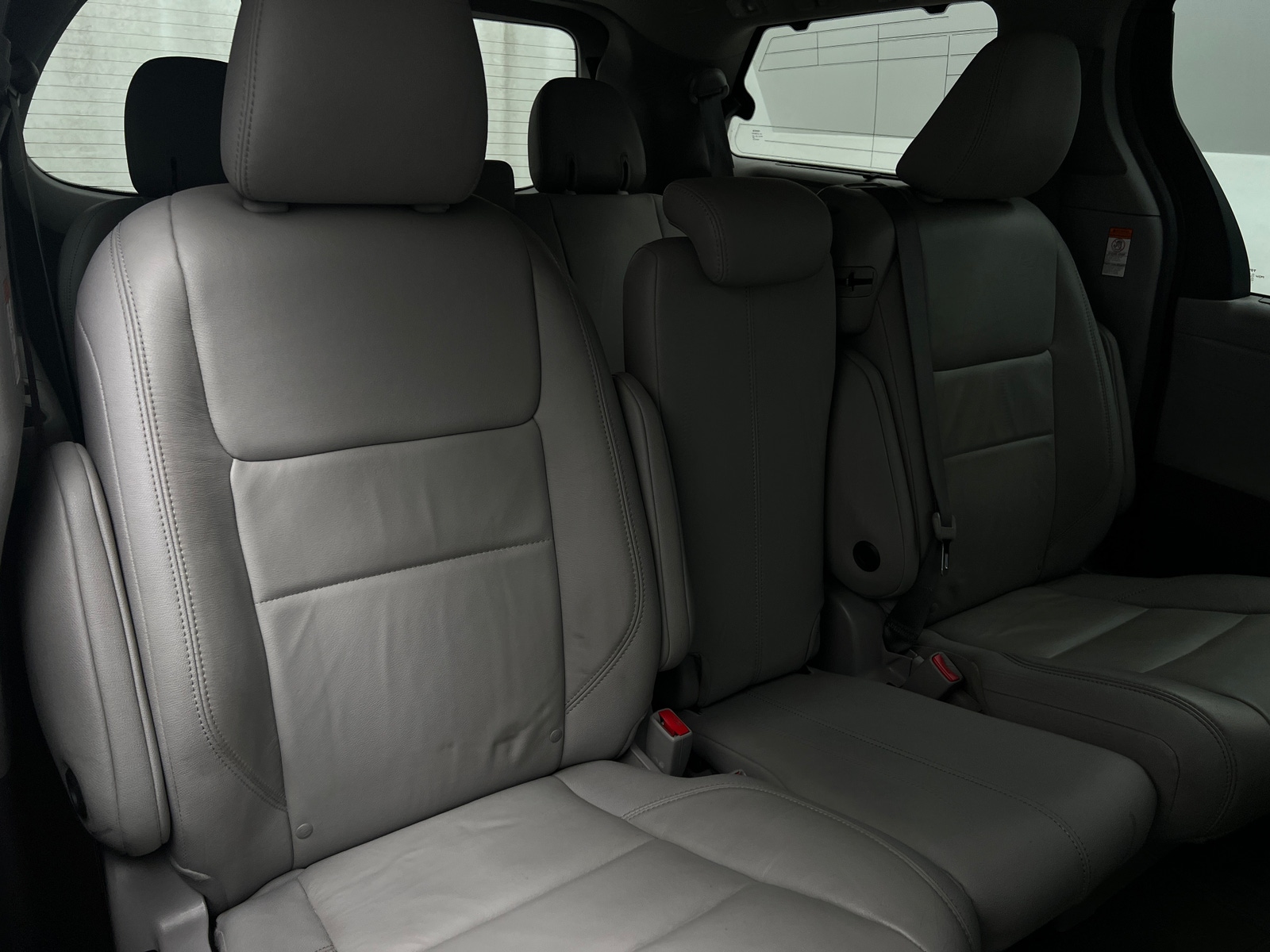 Thumbnail: 2018 Toyota Sienna - 5