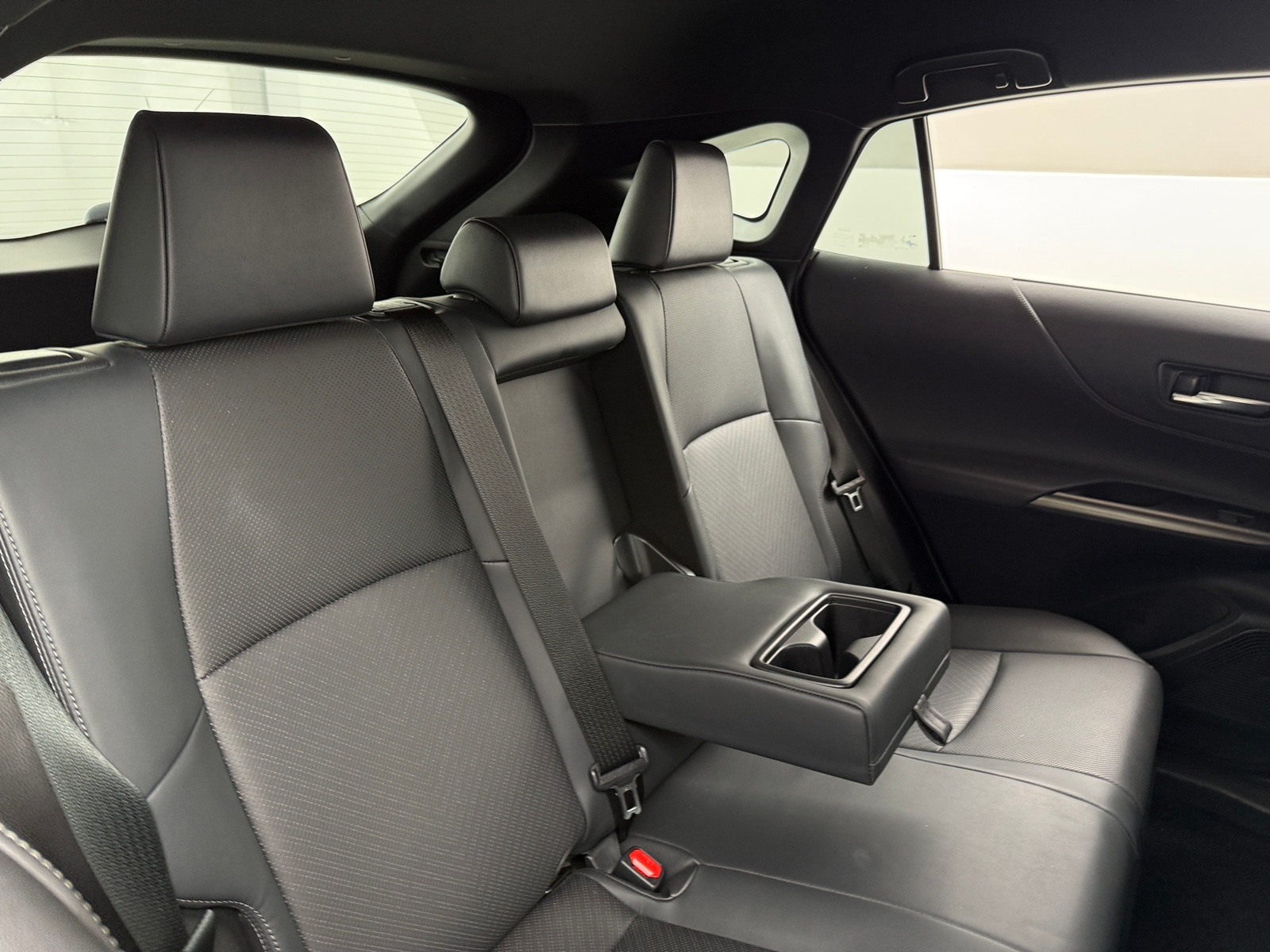 Thumbnail: 2021 Toyota Venza - 5