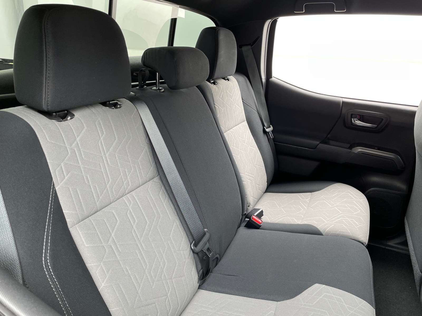 Thumbnail: 2021 Toyota Tacoma - 6