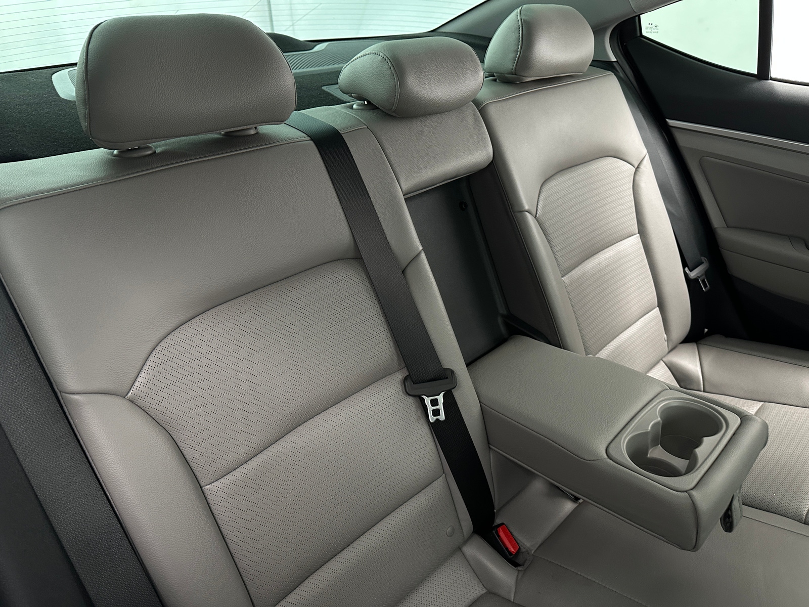 Thumbnail: 2020 Hyundai Elantra - 5