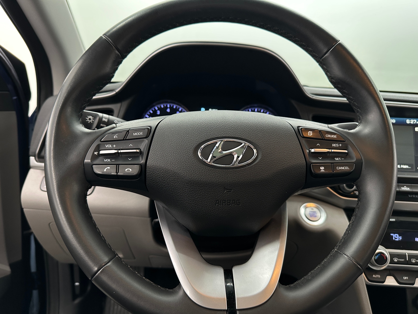 Thumbnail: 2020 Hyundai Elantra - 4