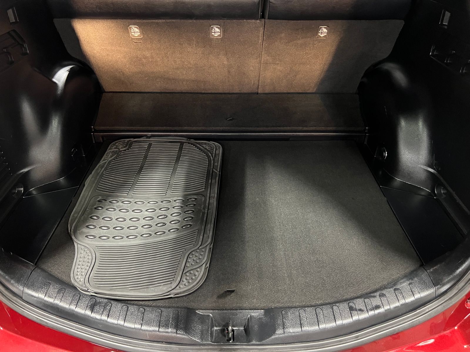 Thumbnail: 2018 Toyota RAV4 - 6