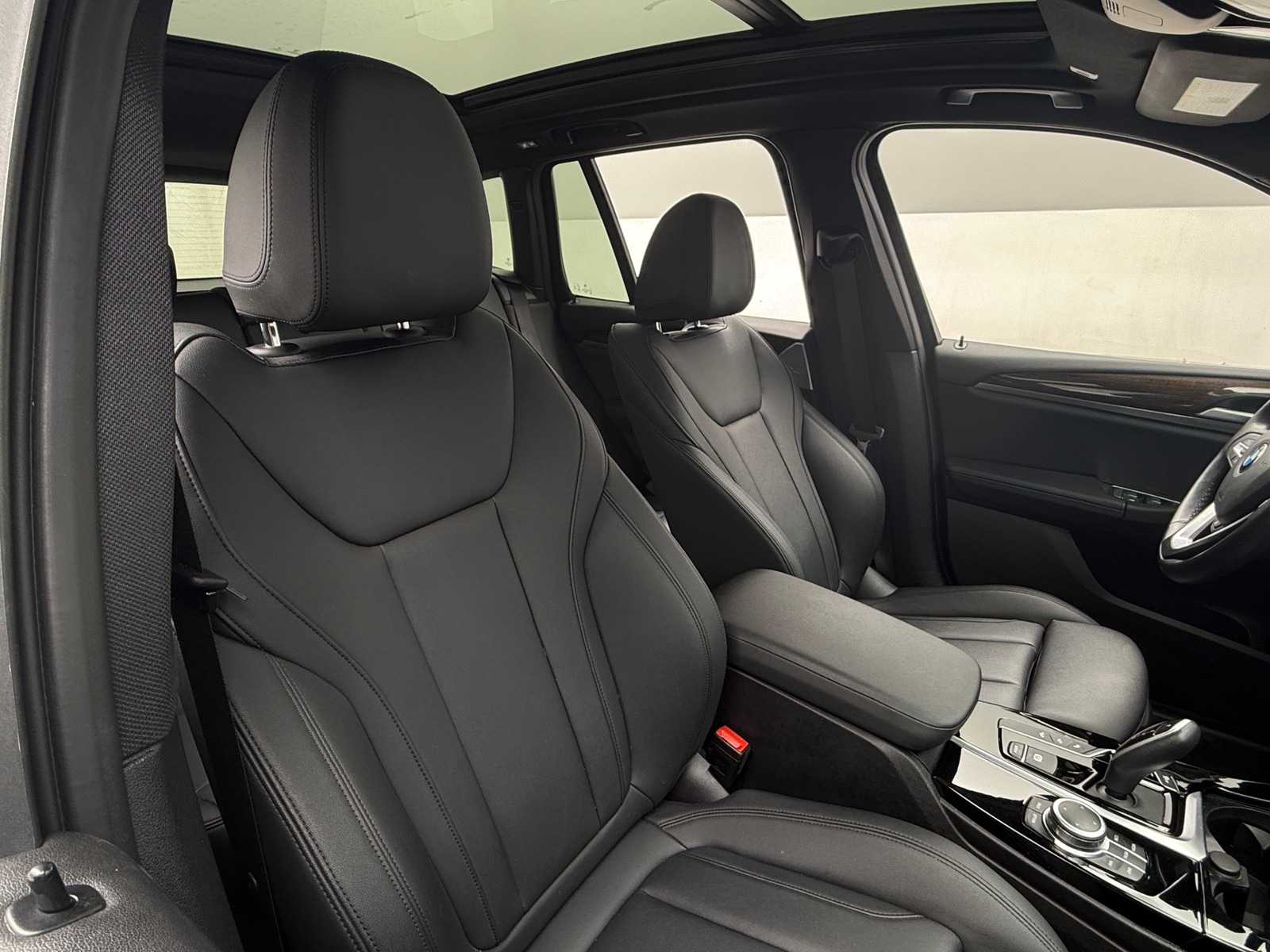 Thumbnail: 2021 BMW X3 - 2