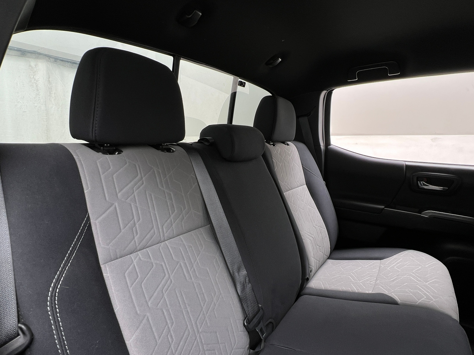 Thumbnail: 2020 Toyota Tacoma - 6