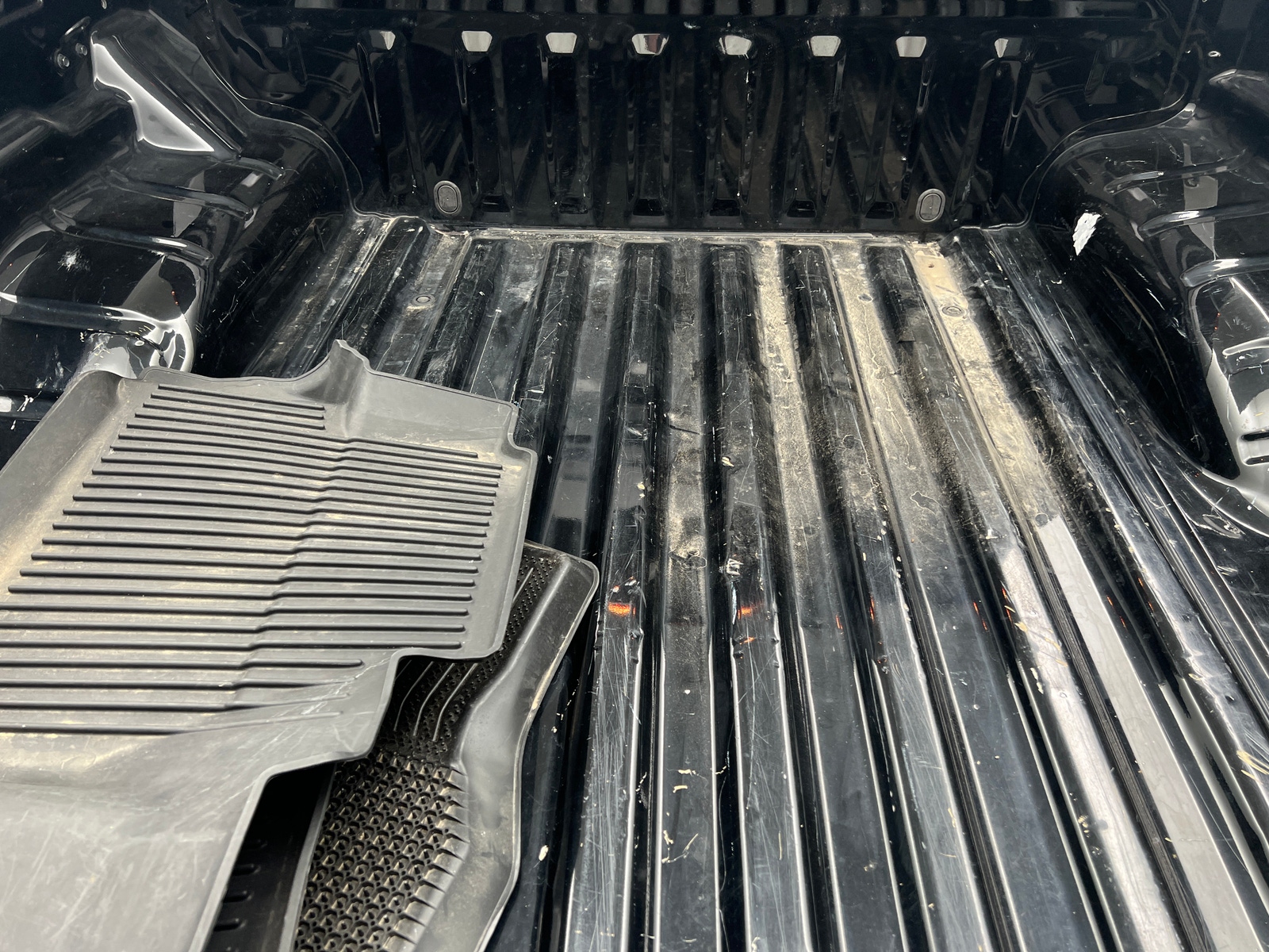 Thumbnail: 2022 Nissan Frontier - 7