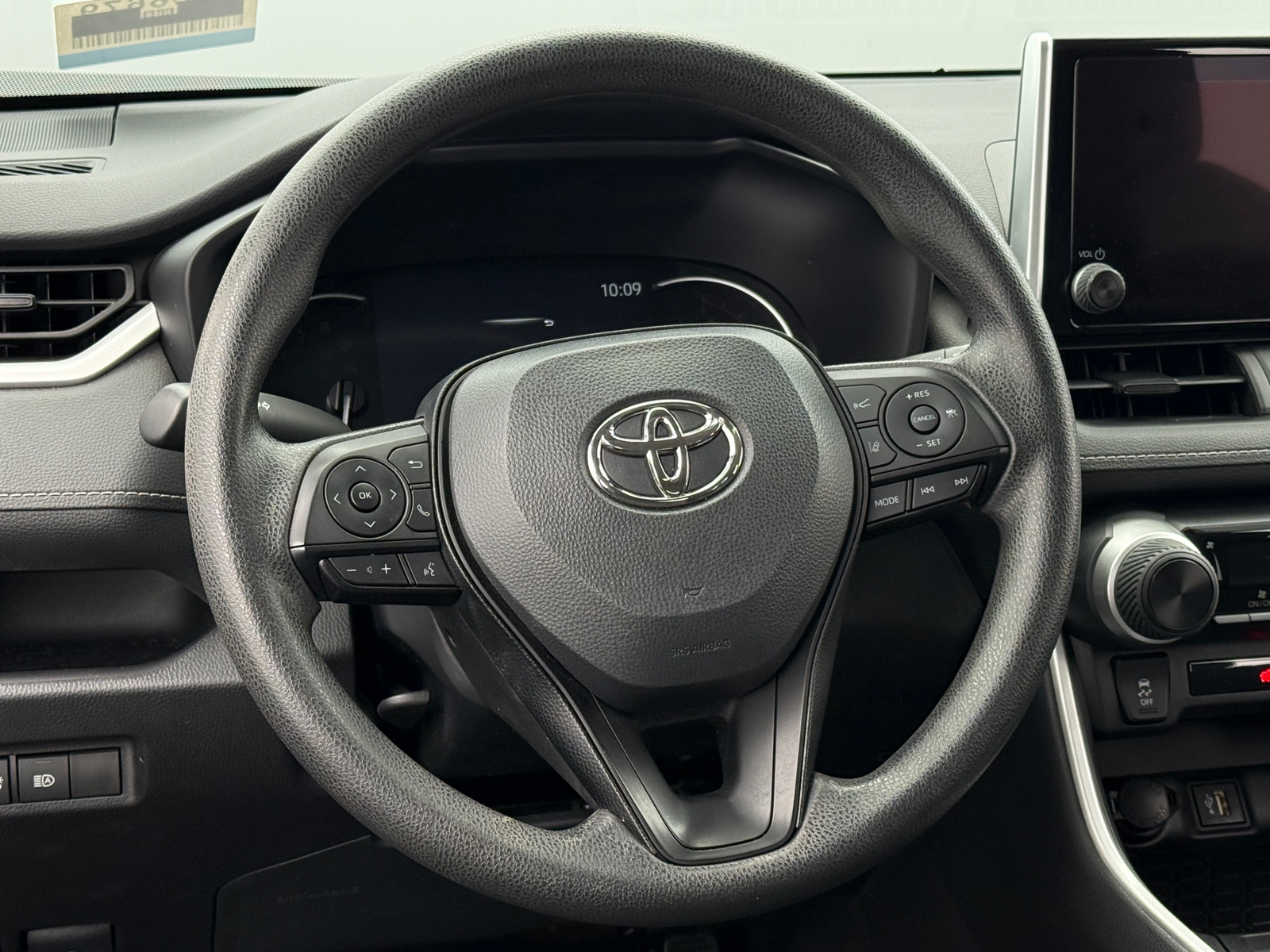 Thumbnail: 2024 Toyota RAV4 - 5