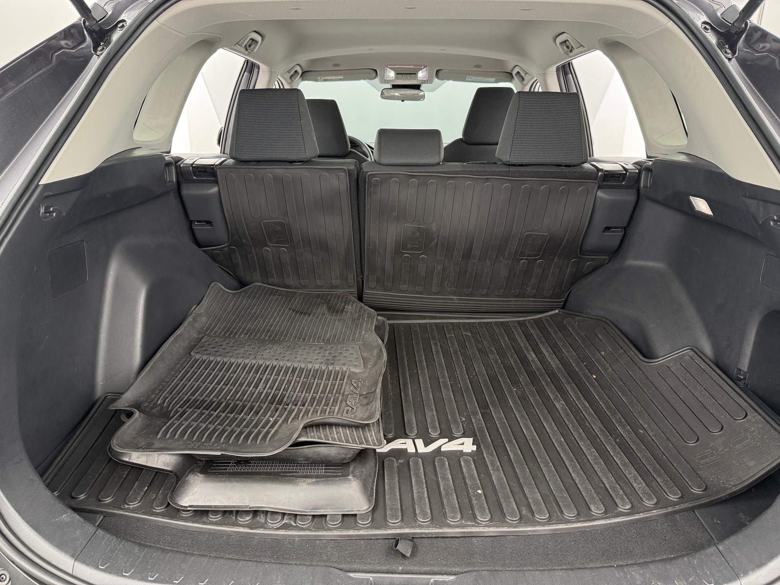 Thumbnail: 2024 Toyota RAV4 - 7