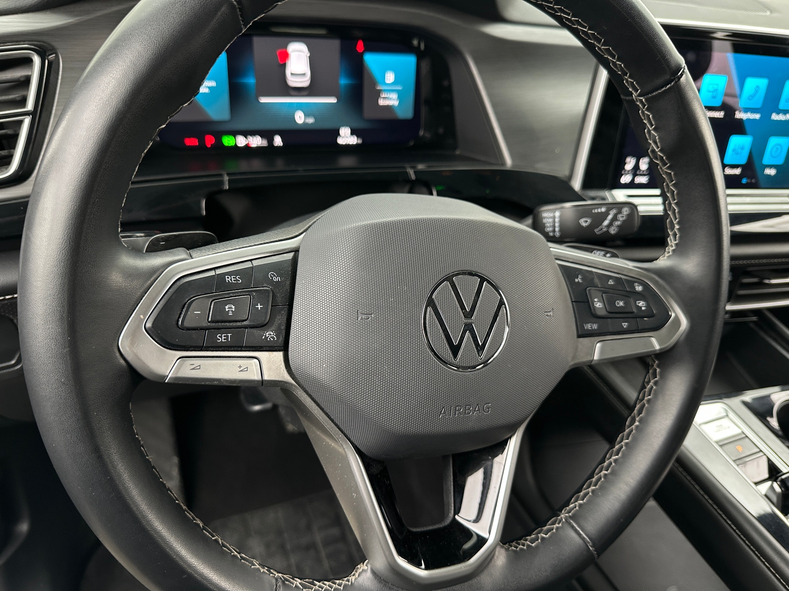 Thumbnail: 2024 Volkswagen Atlas - 4