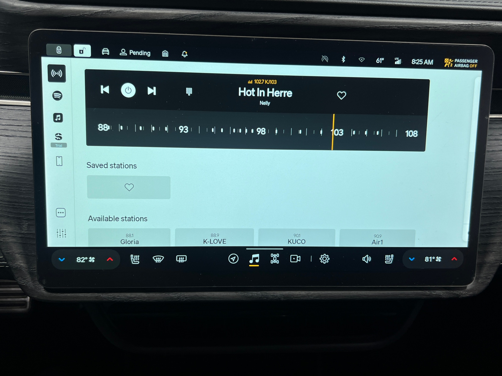 Thumbnail: 2023 Rivian R1T - 3