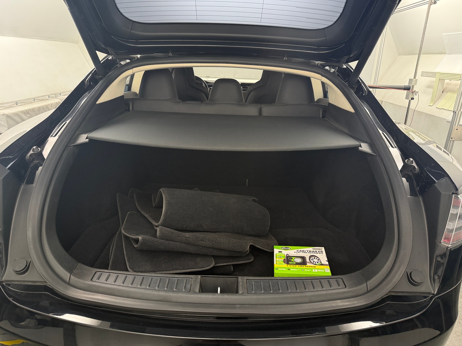 Thumbnail: 2014 Tesla Model S - 6