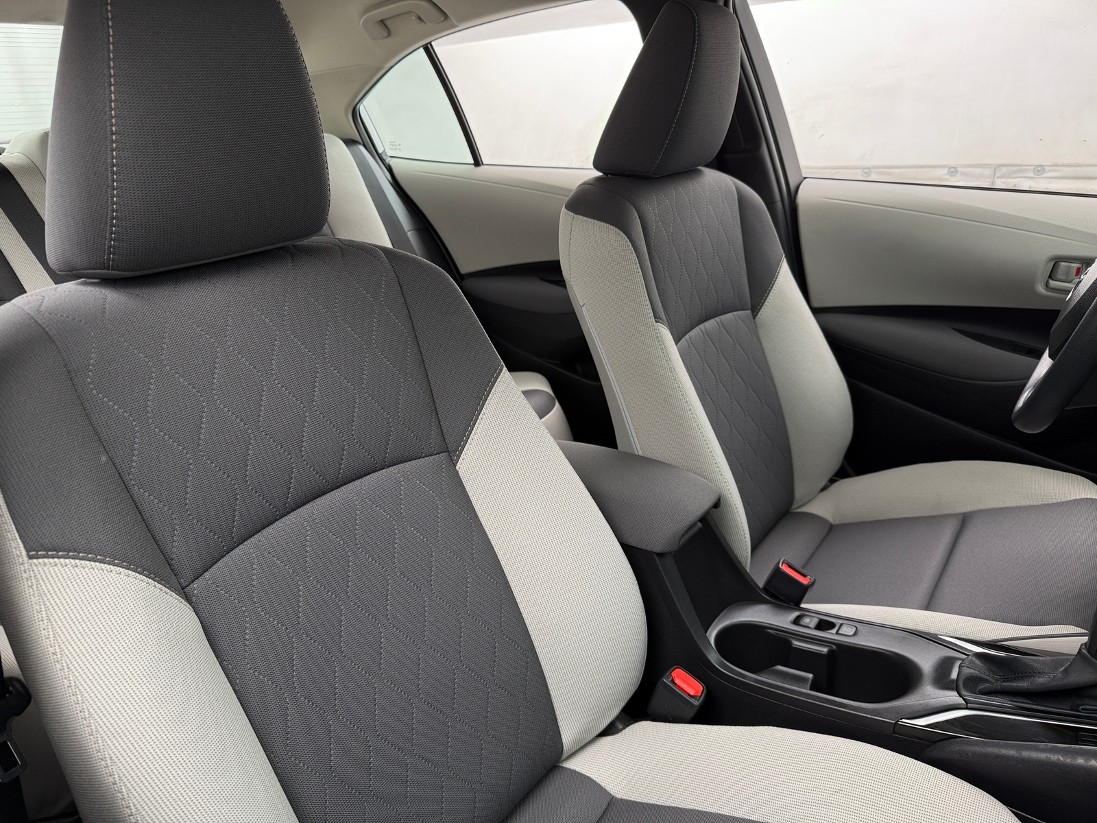 Thumbnail: 2025 Toyota Corolla - 2