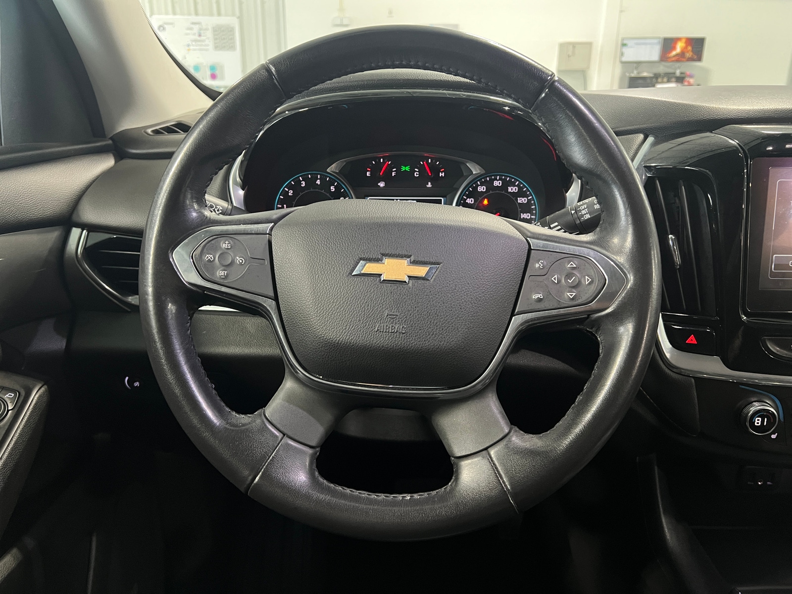 Thumbnail: 2018 Chevrolet Traverse - 4