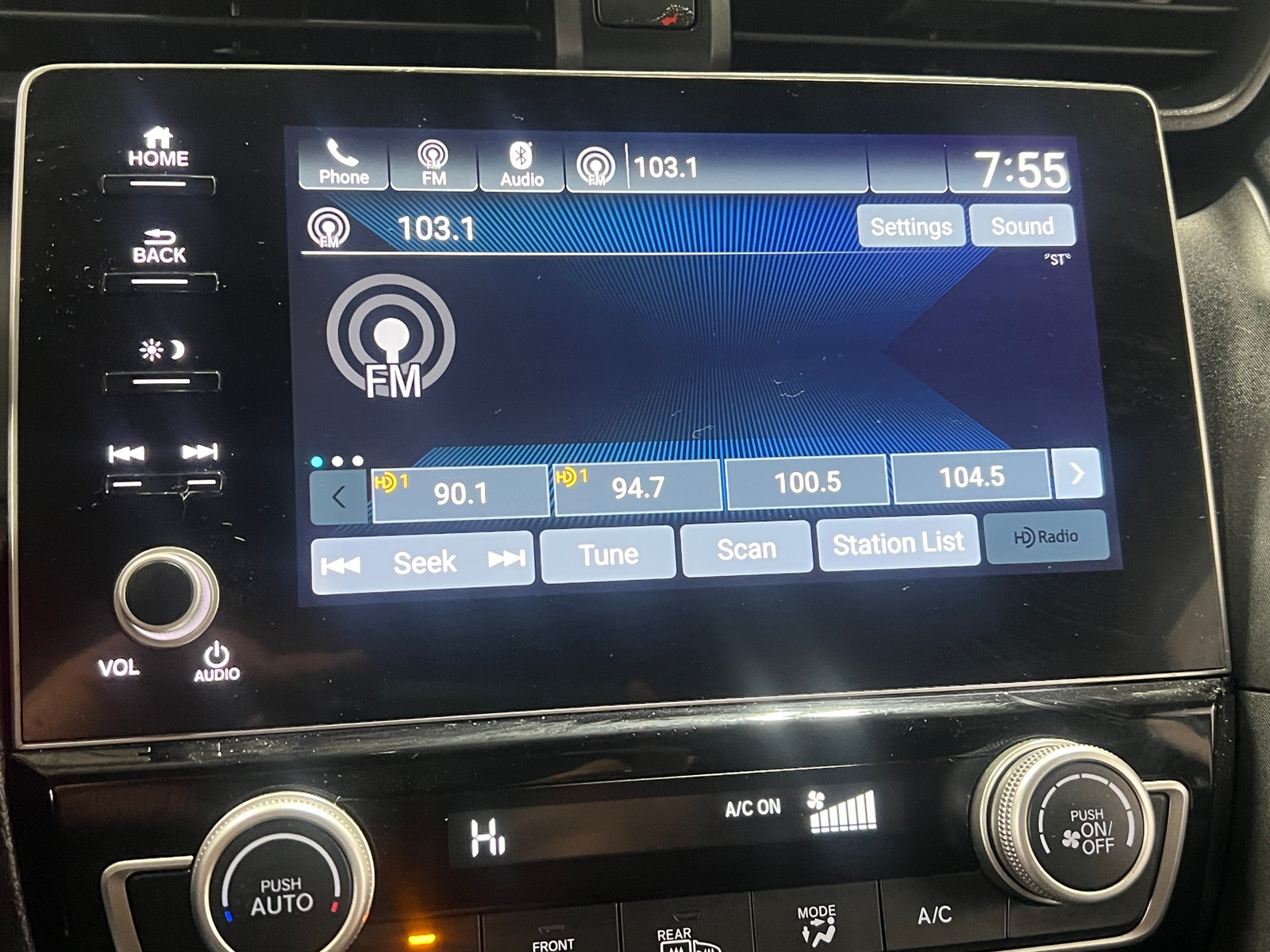 Thumbnail: 2022 Honda Insight - 4