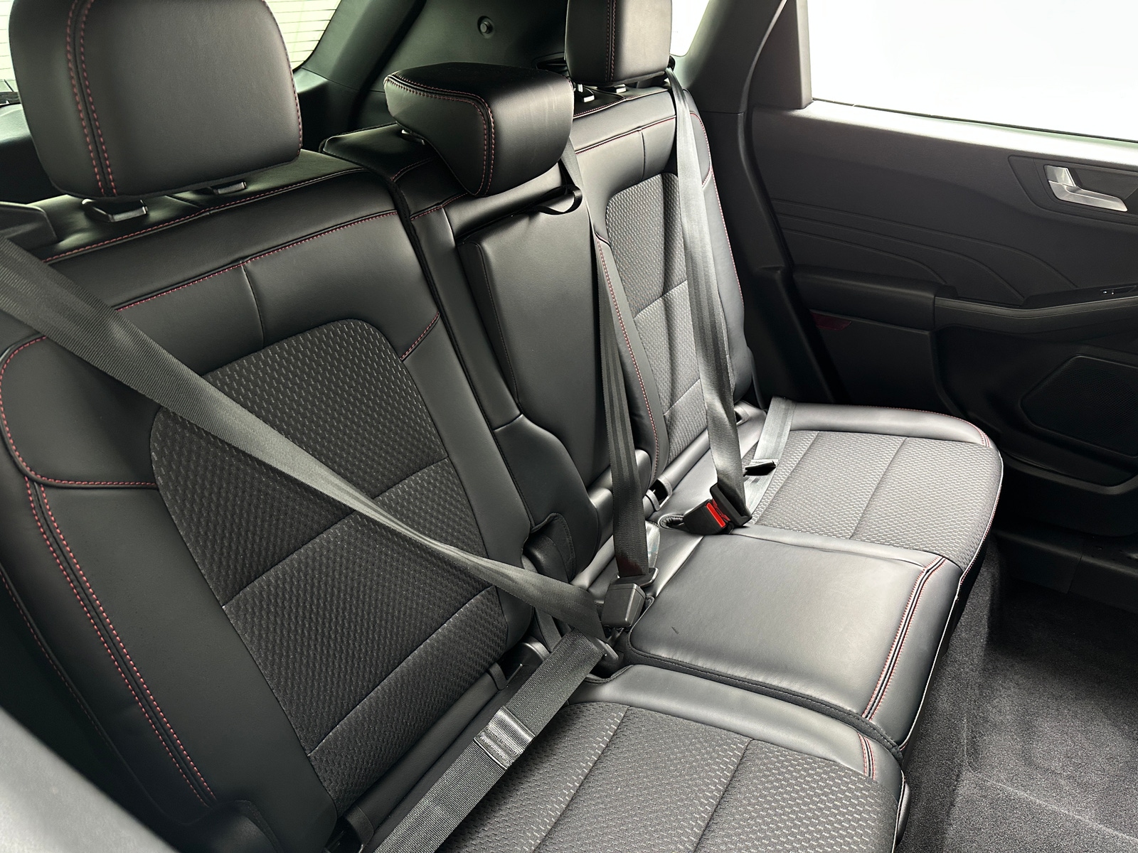 Thumbnail: 2025 Ford Escape - 5