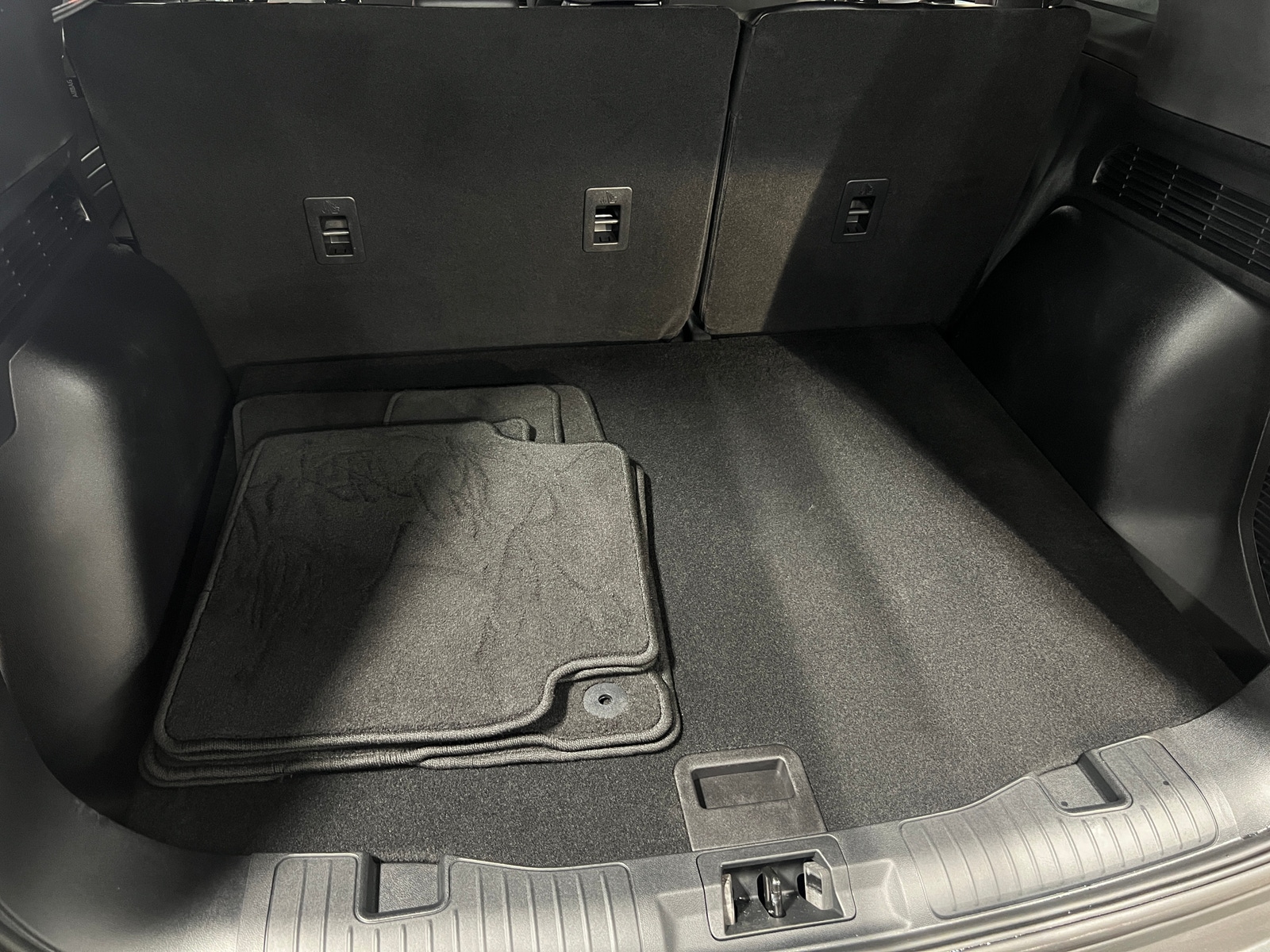 Thumbnail: 2025 Ford Escape - 6