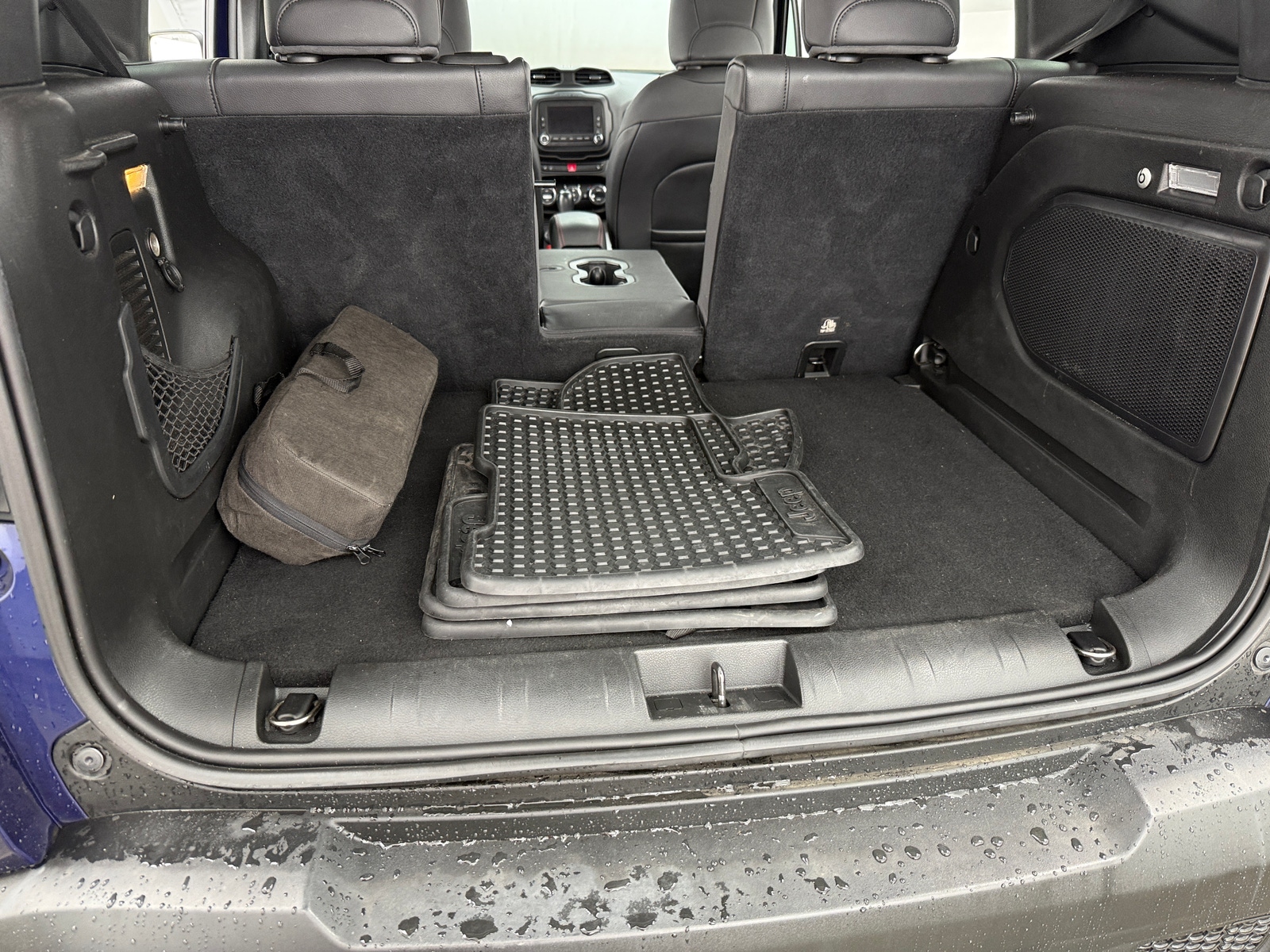 Thumbnail: 2016 Jeep Renegade - 6