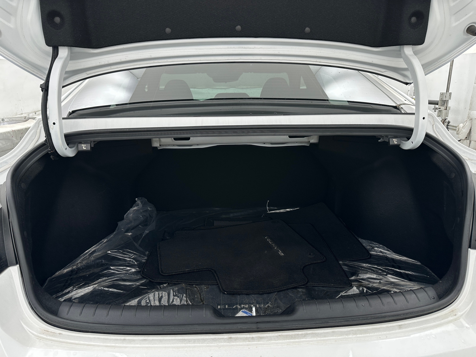 Thumbnail: 2025 Hyundai Elantra - 7