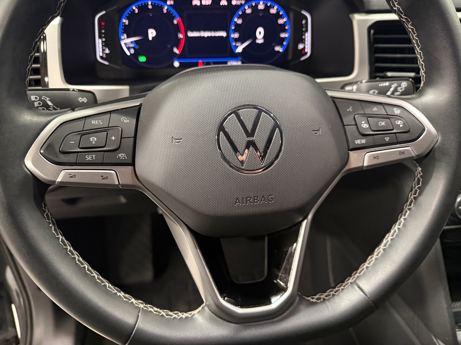 Thumbnail: 2021 Volkswagen Atlas - 4