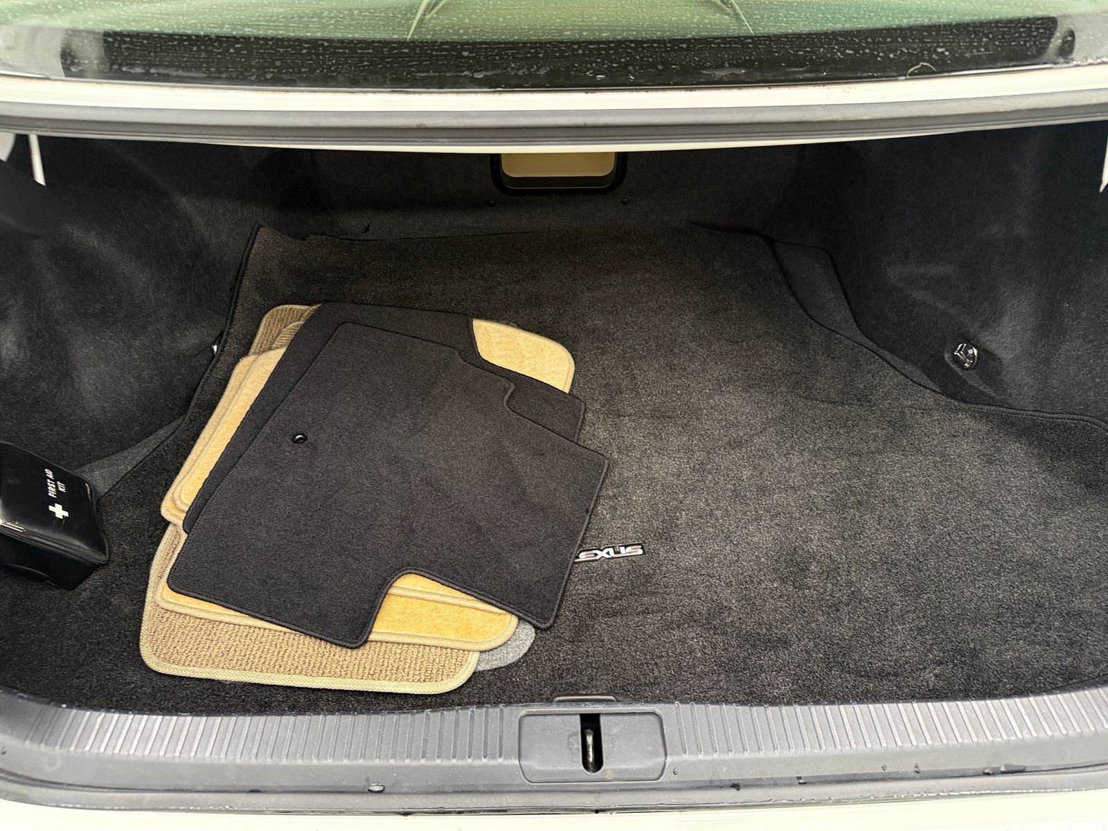 Thumbnail: 2014 Lexus ES - 6