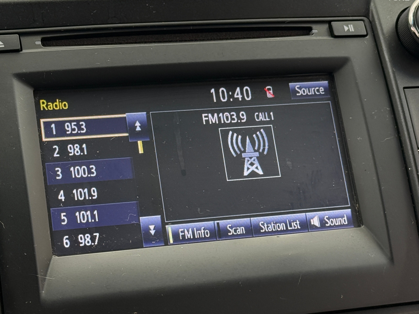 Thumbnail: 2017 Toyota Camry - 4