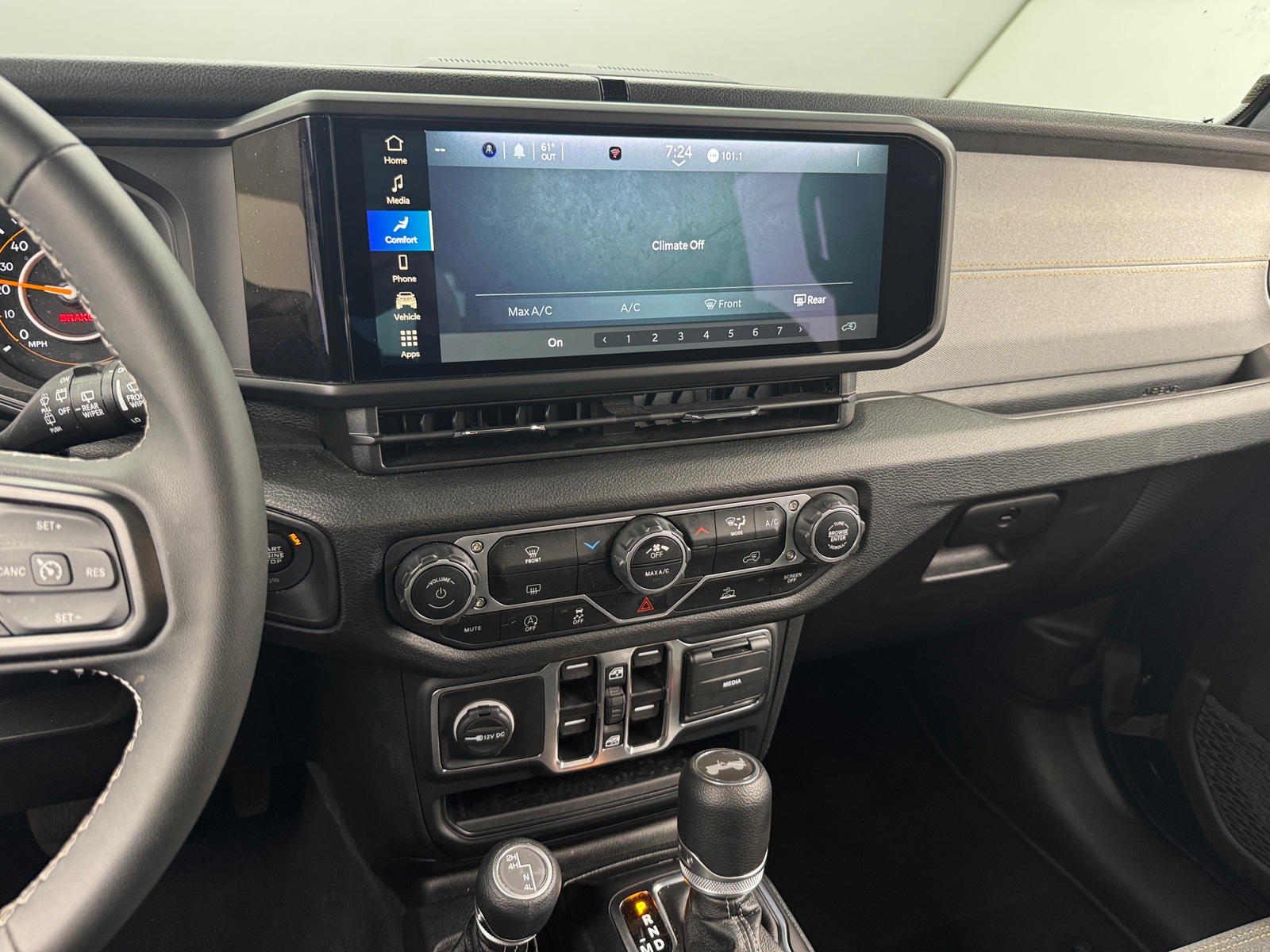 Thumbnail: 2025 Jeep Wrangler - 4