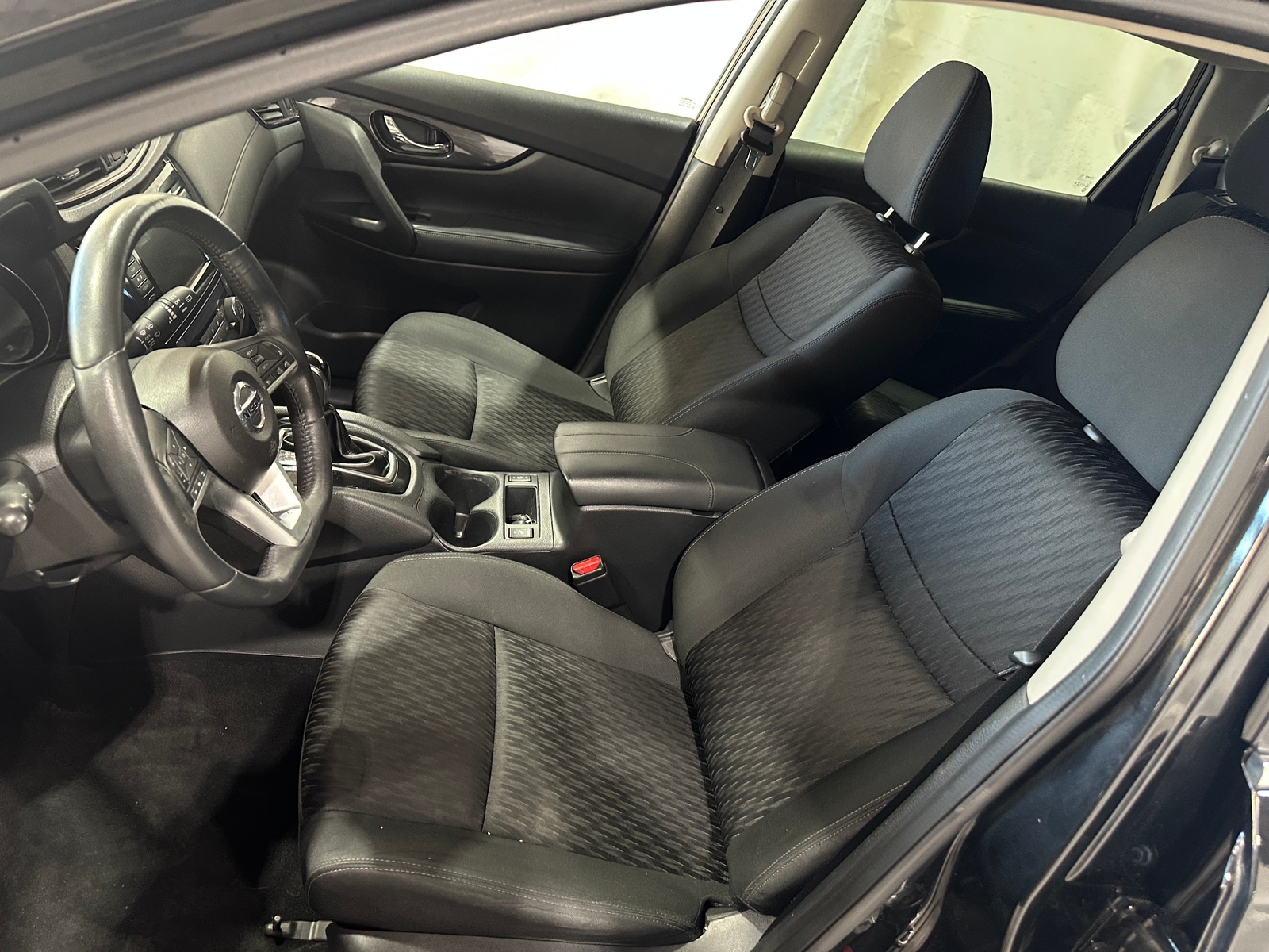 Thumbnail: 2018 Nissan Rogue - 2